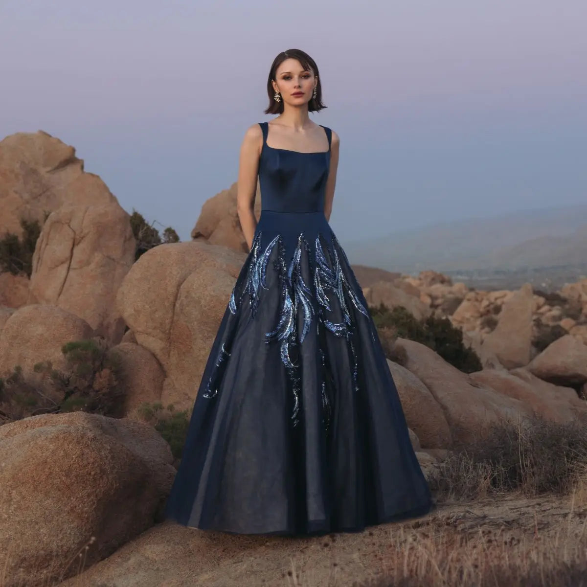 Color of the Moment: Midnight | Mac Duggal Color of the Moment: Midnight | Mac Duggal
