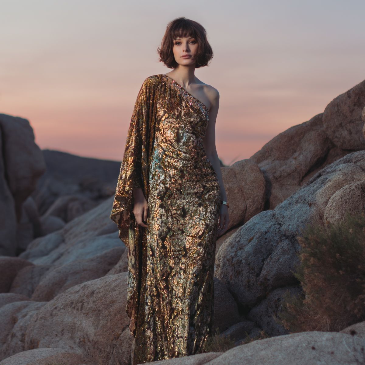 ゴールドドレス｜Mac Duggal