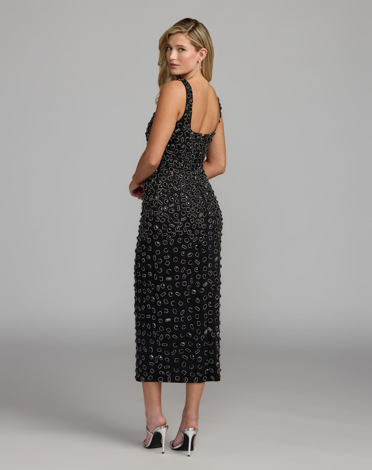 Black Scoop Neck Beaded Scuba Midi Dress - Mac Duggal