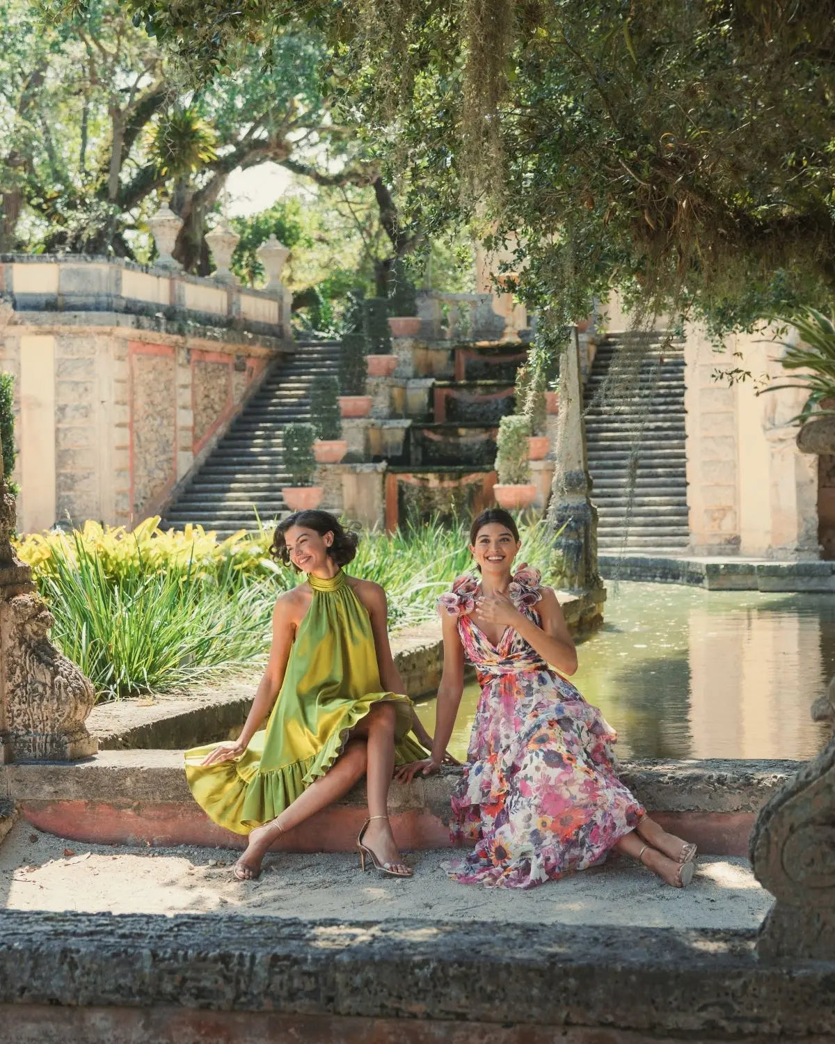 Green High Neck Satin Mini Dress With Keyhole - Mac Duggal