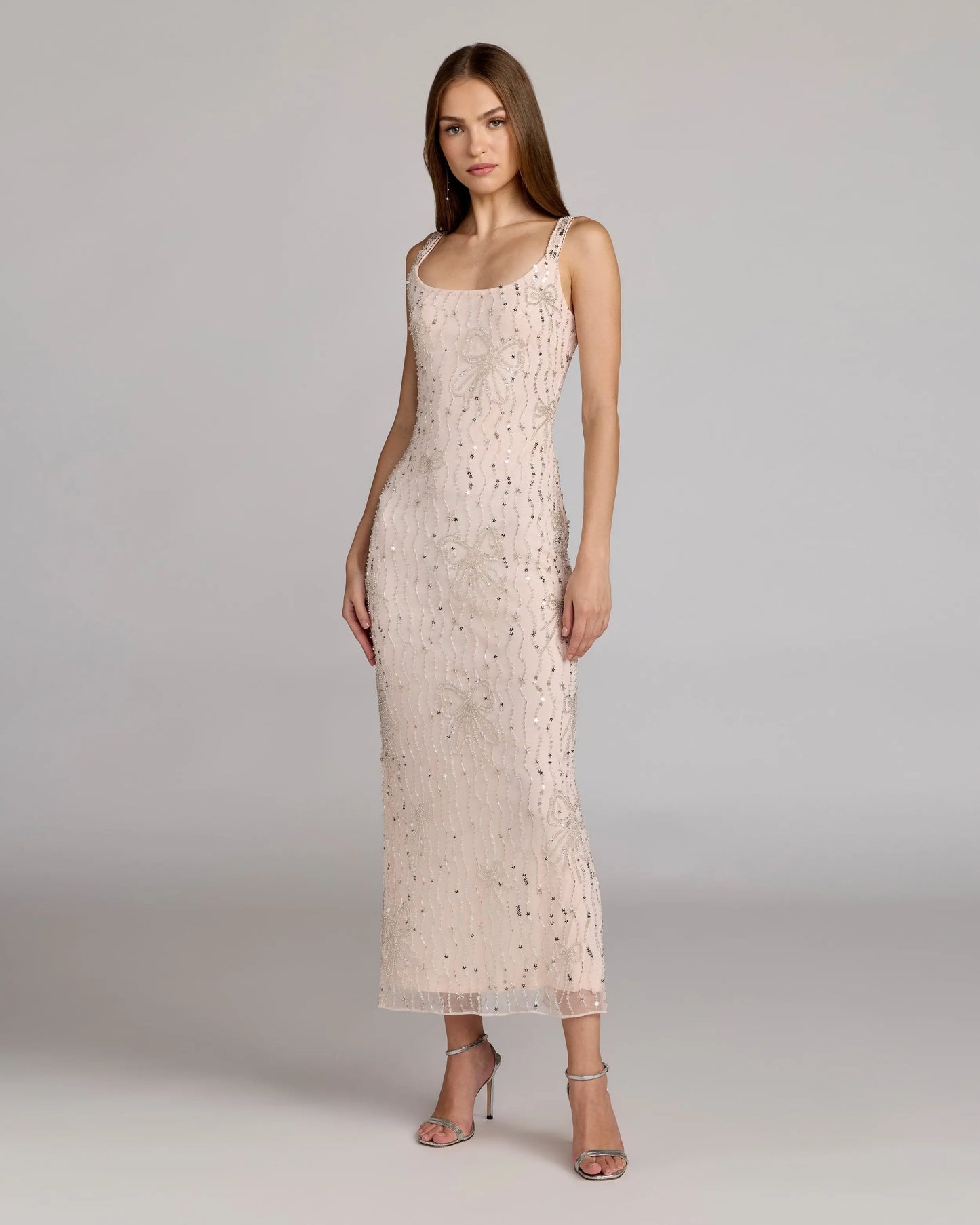 Pink Scoop Neck Embellished Dress With Bow Detail Mac Duggal