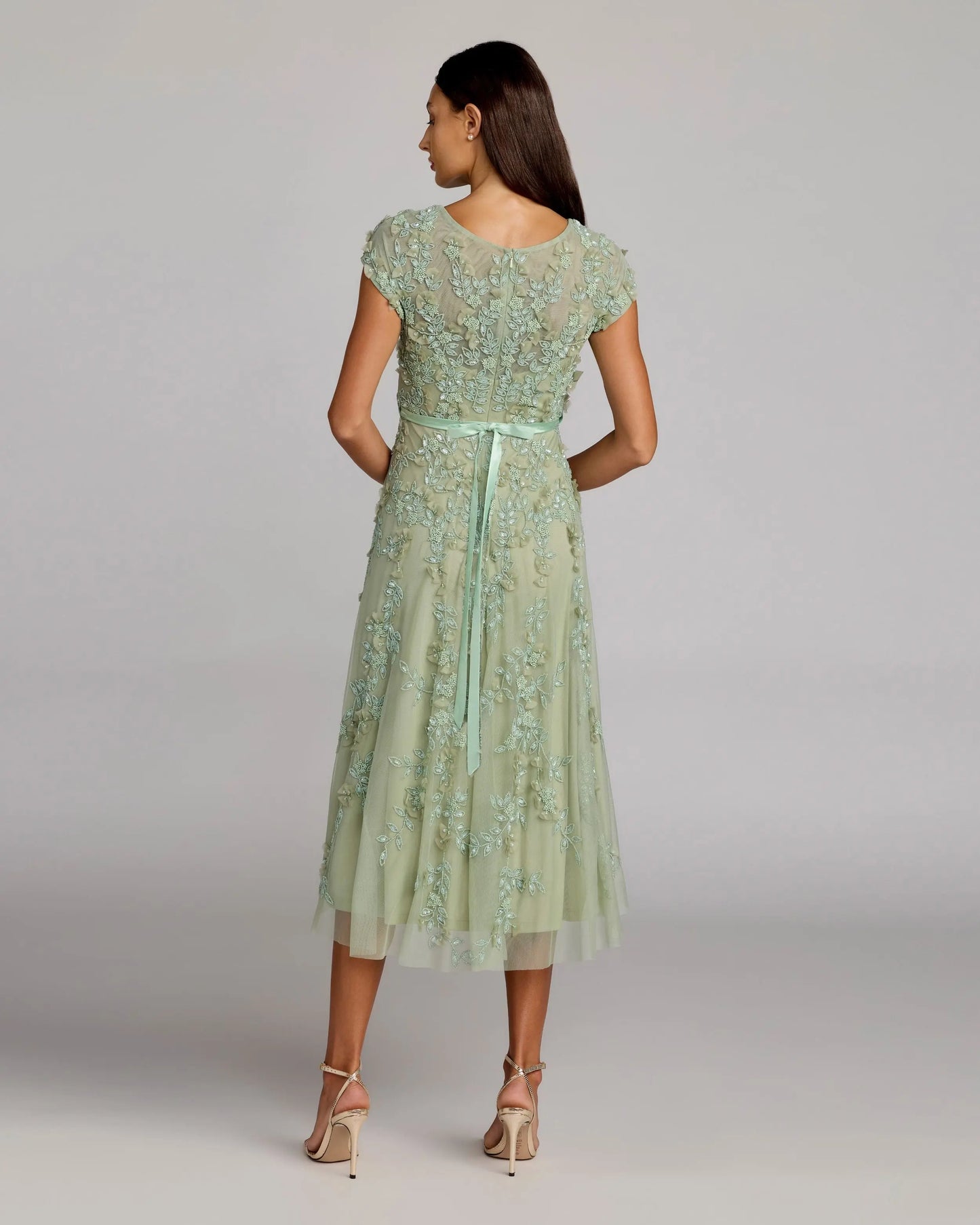Green Floral Embellished Cap Sleeve Midi Dress Mac Duggal
