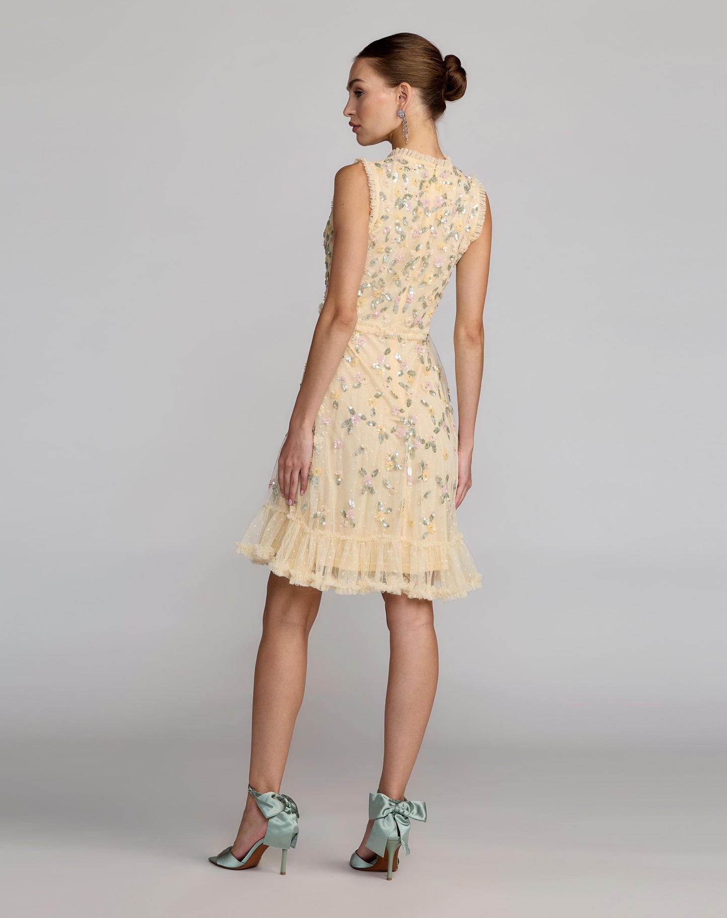 Yellow Sleeveless Sequin Embellished Dress - Mac Duggal