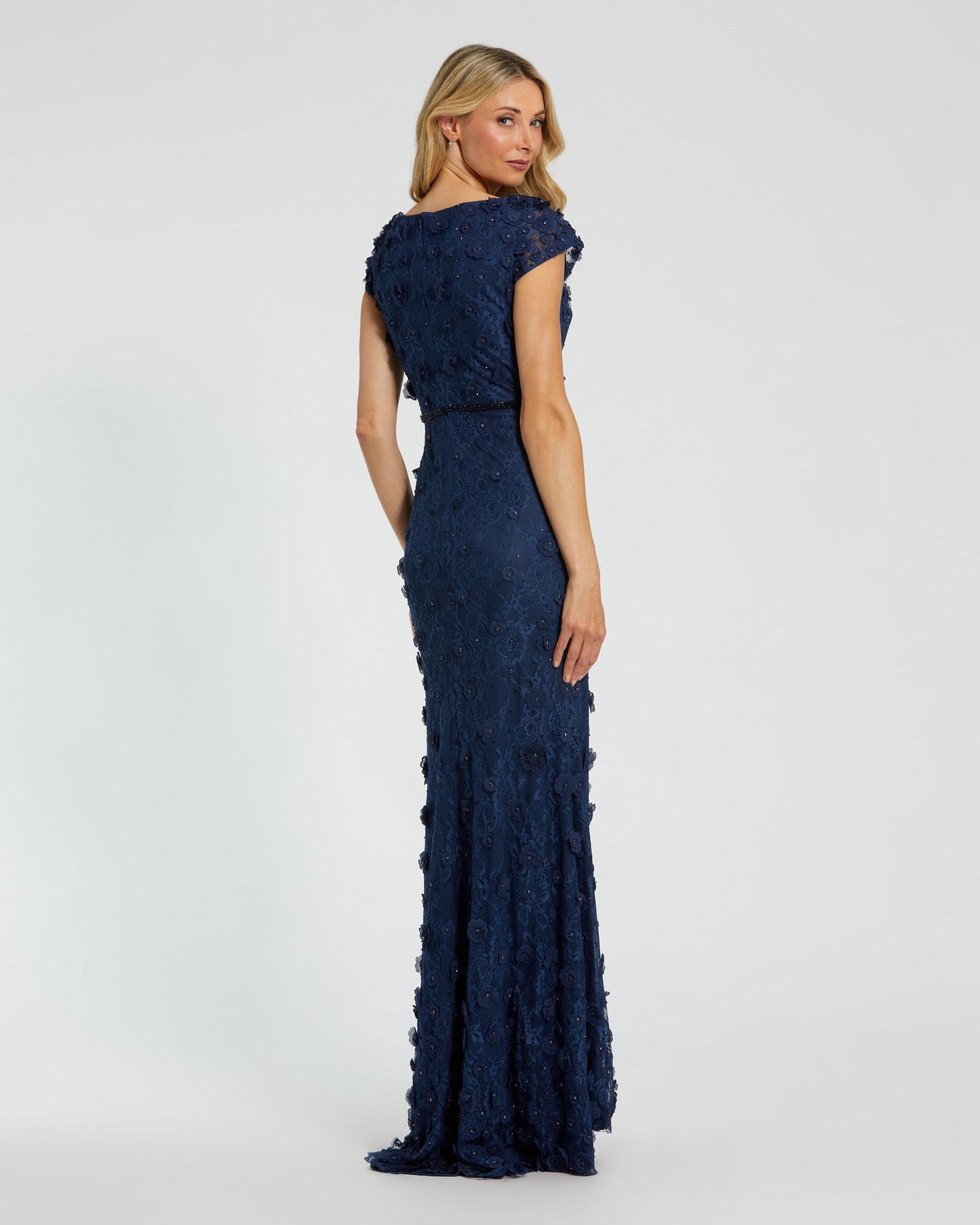Petite Floral Applique Boat Neck Cap Sleeve Gown - Mac Duggal