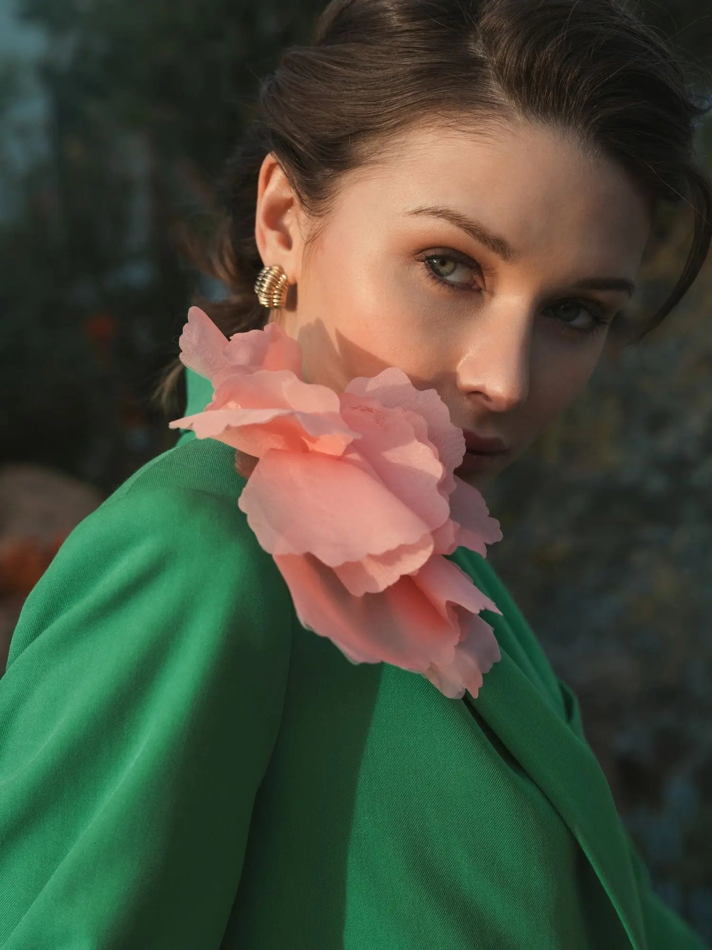 Green Classic Crepe Blazer Jacket With Flower - Mac Duggal