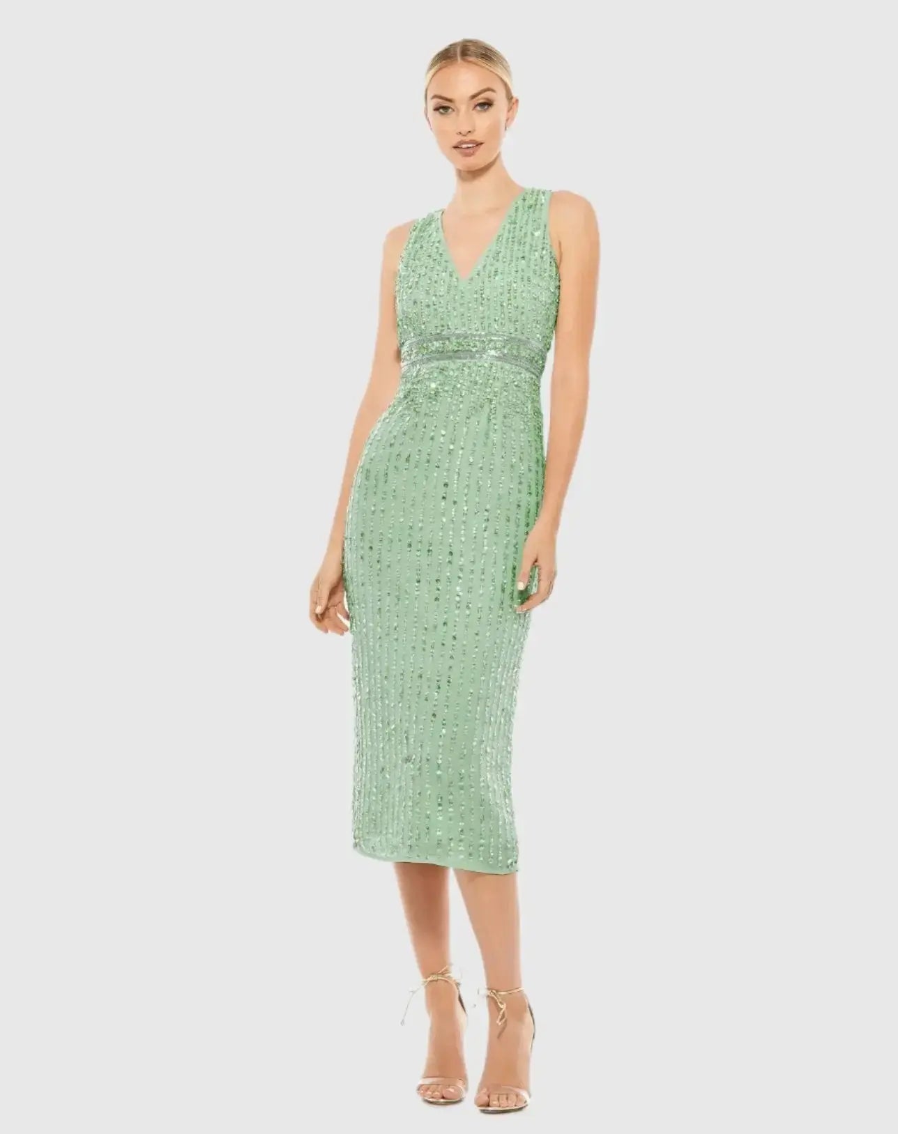 Green Sequined Sleeveless V-Neck Midi Sheath Dress - Mac Duggal US 16 Green Sequined Sleeveless V-Neck Midi Sheath Dress - Mac Duggal US 16