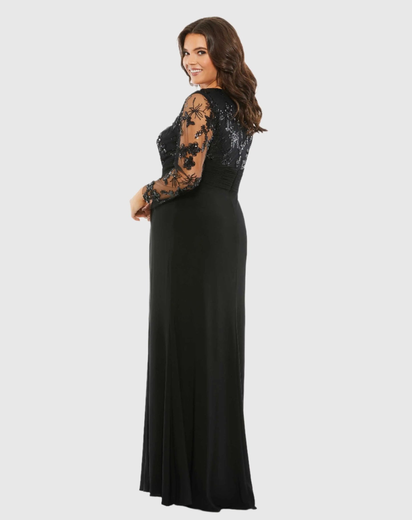 Front Twist Embellished Illusion Long Sleeve Gown (Plus) - Mac Duggal