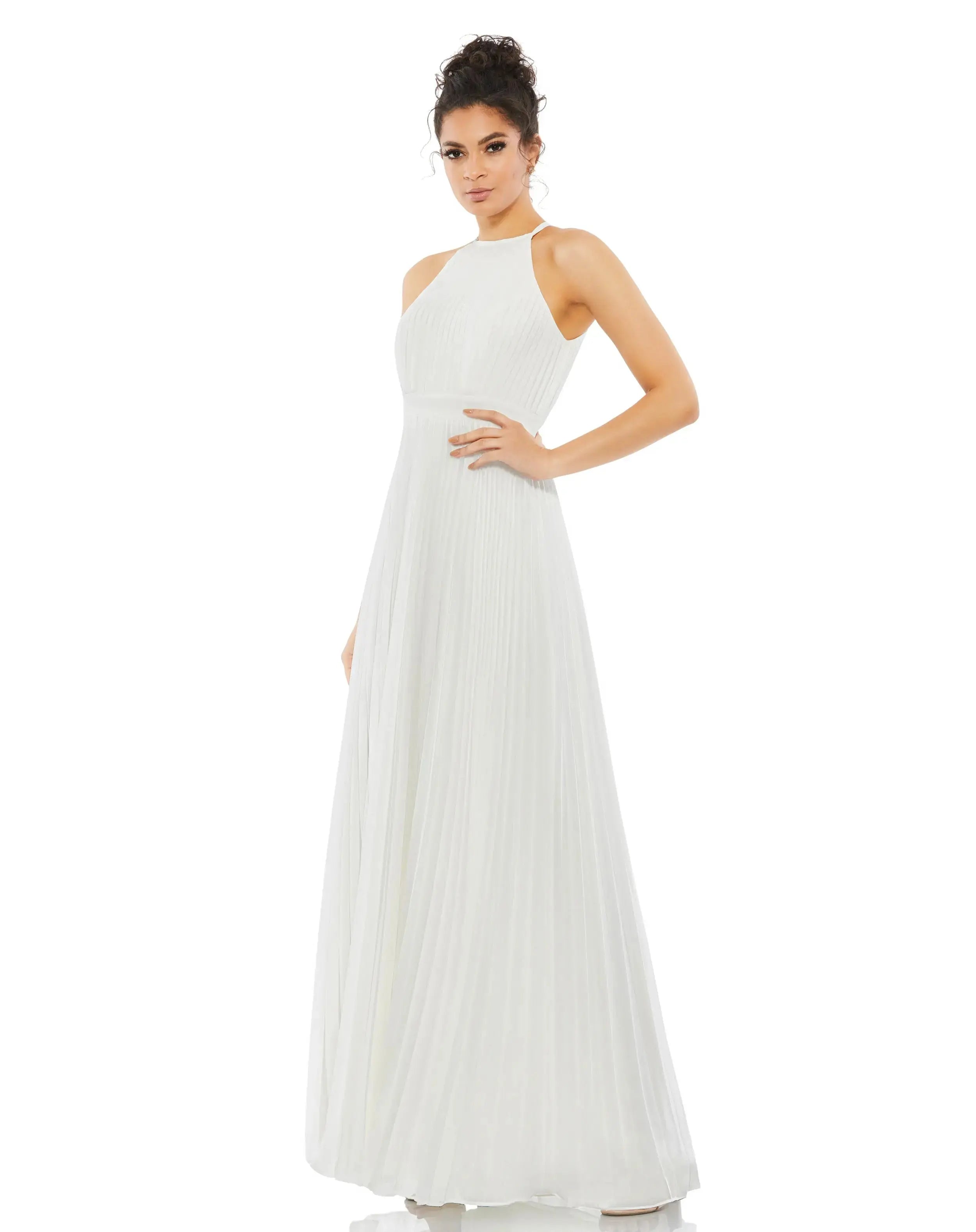 Pleated Halter Neck Flowy Gown - Mac Duggal Pleated Halter Neck Flowy Gown - Mac Duggal