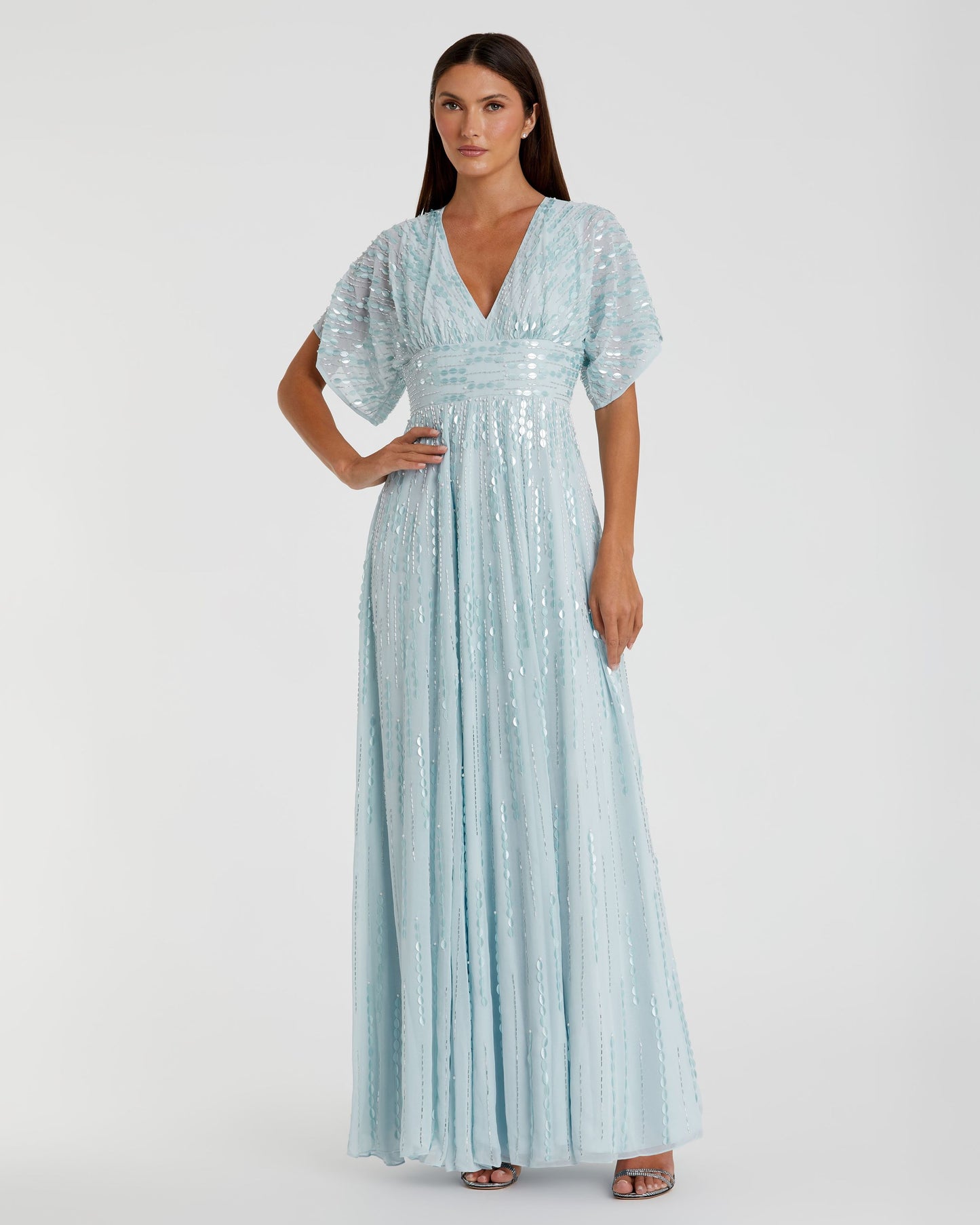 Robe de soirée ornée à col en V