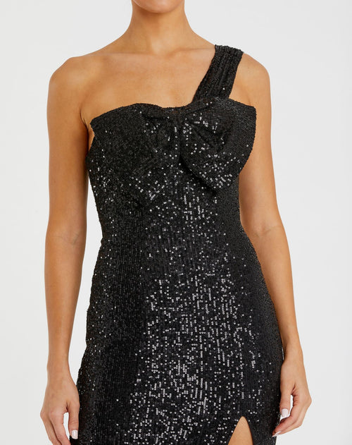 Robe à sequins asymétrique avec nœud sur le devant