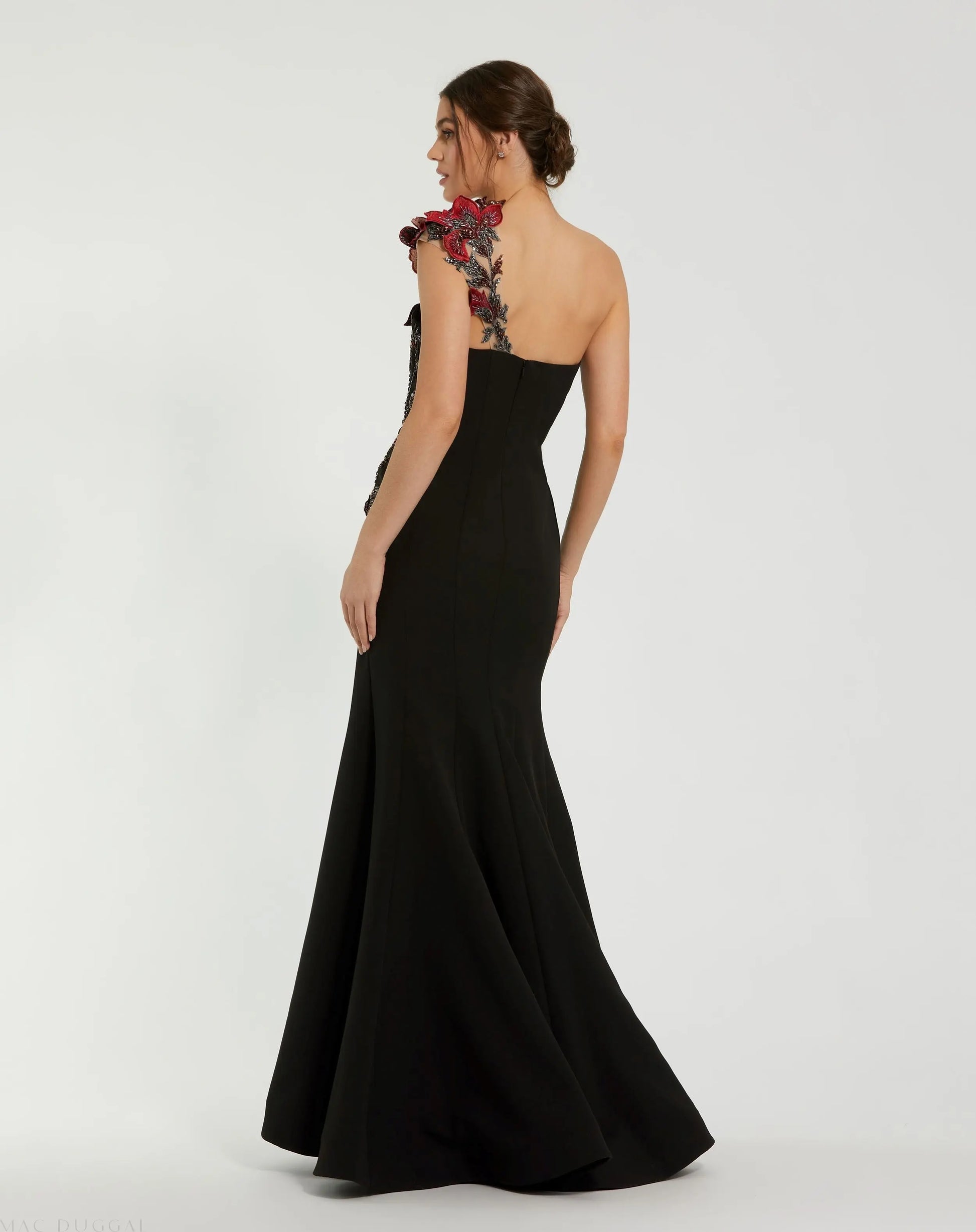 Mac Duggal - Black One Shoulder Embroidered Mermaid Gown - Black Multi / US 4 Mac Duggal - Black One Shoulder Embroidered Mermaid Gown - Black Multi / US 4