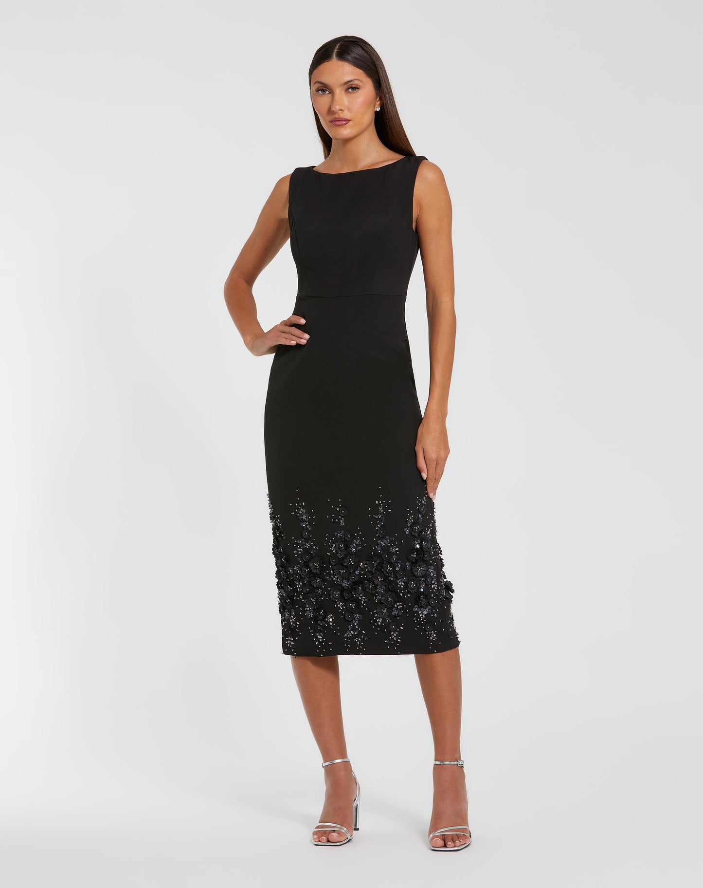 Black Crepe Sleeveless Midi Dress With Flower Beading - Mac Duggal
