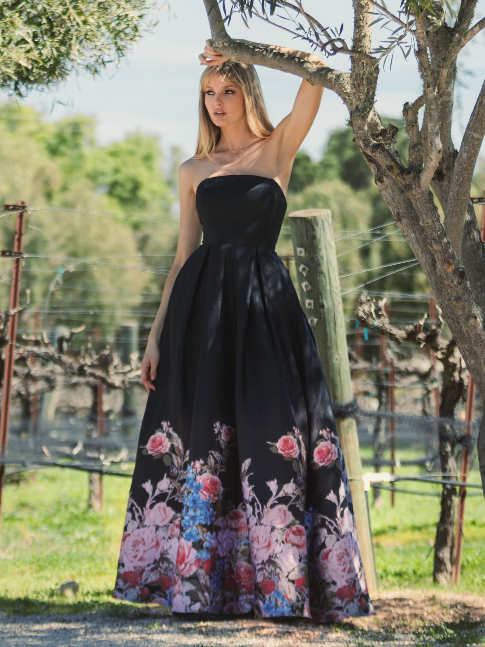 Mac Duggal Luxury Dresses - Evening Gowns, Cocktail & Wedding Mac Duggal Luxury Dresses - Evening Gowns, Cocktail & Wedding