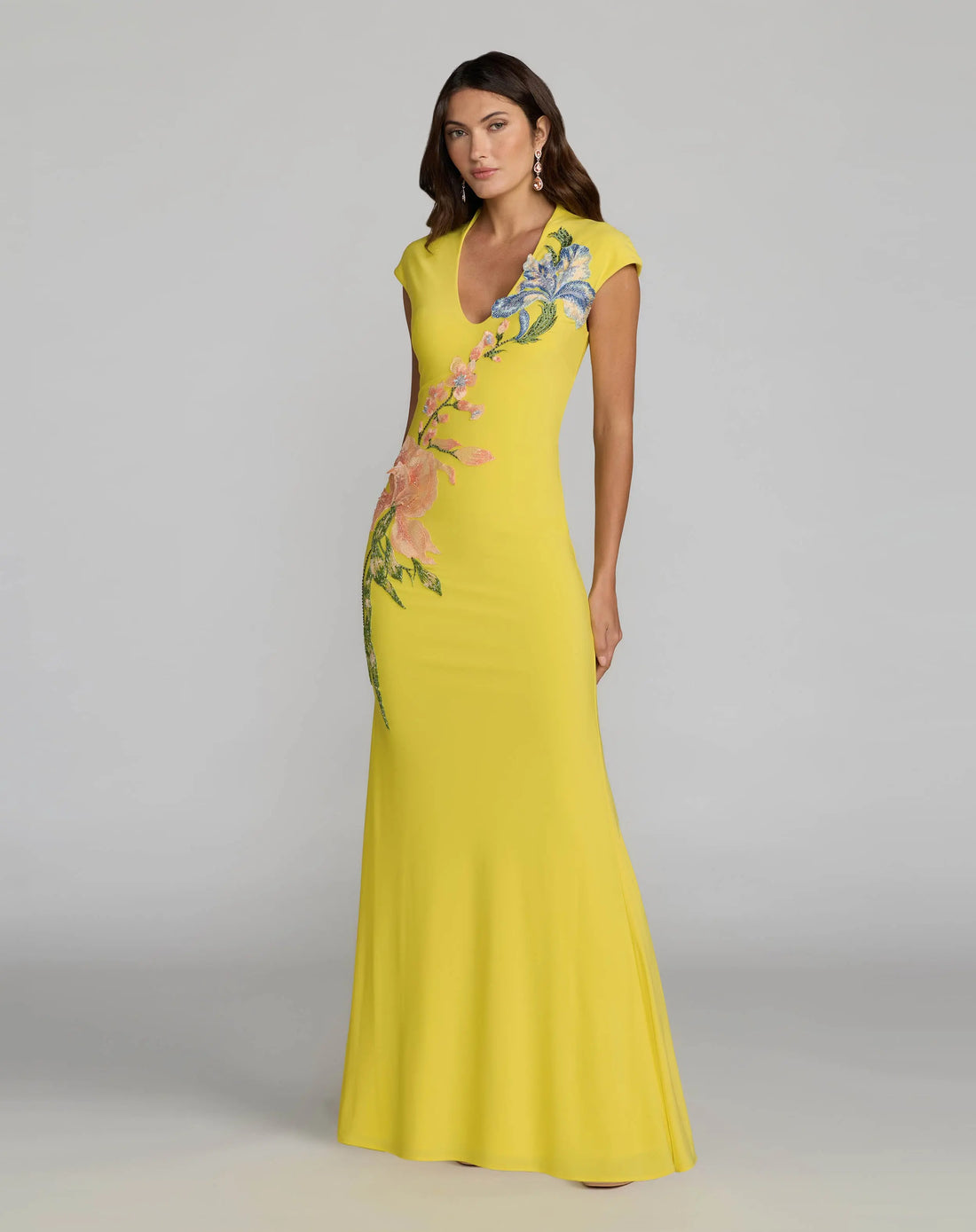 Yellow Floral Appliqué V-Neck Jersey Gown Mac Duggal