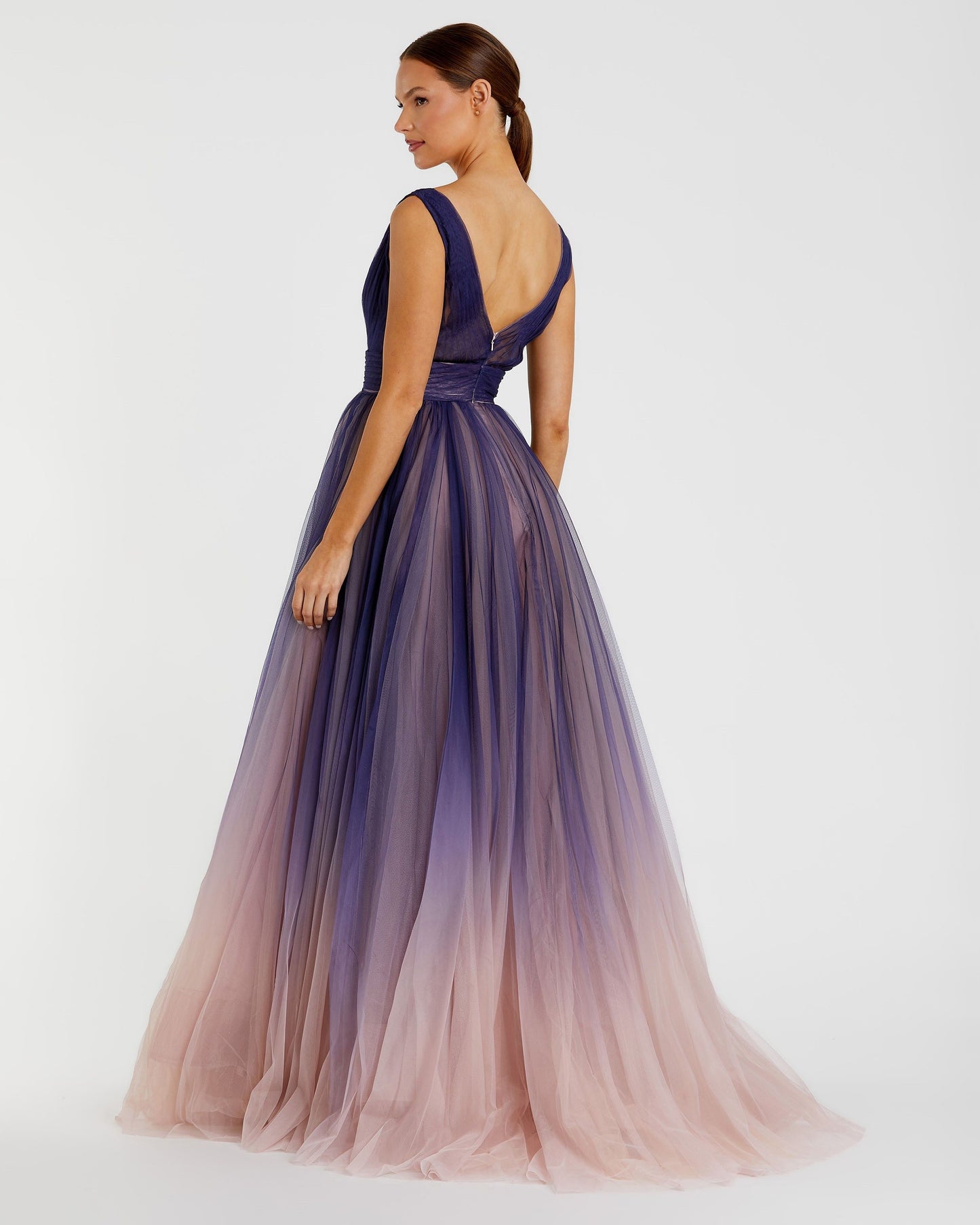 Robe de bal en tulle ombré sans manches