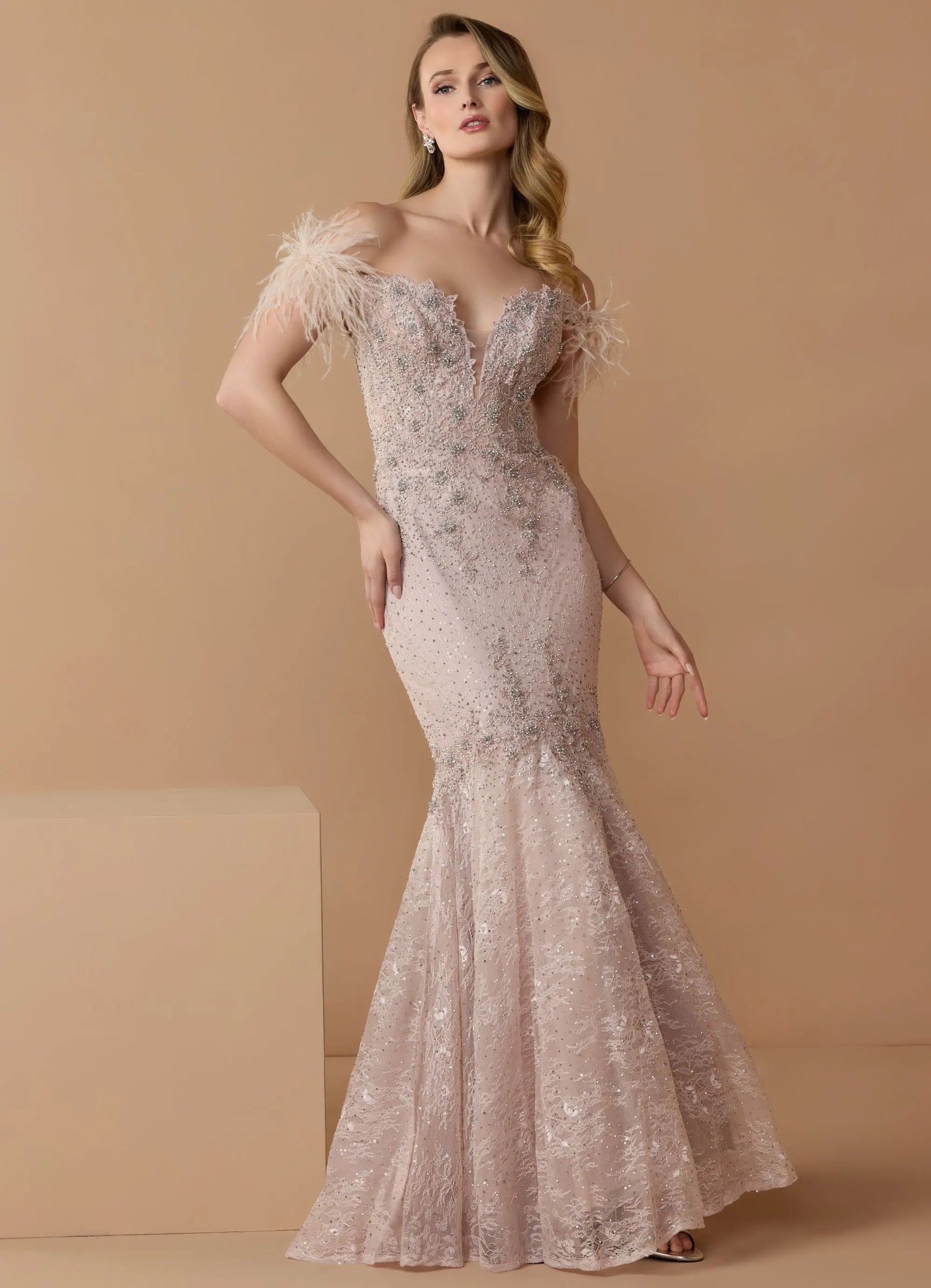 Mac Duggal 20246