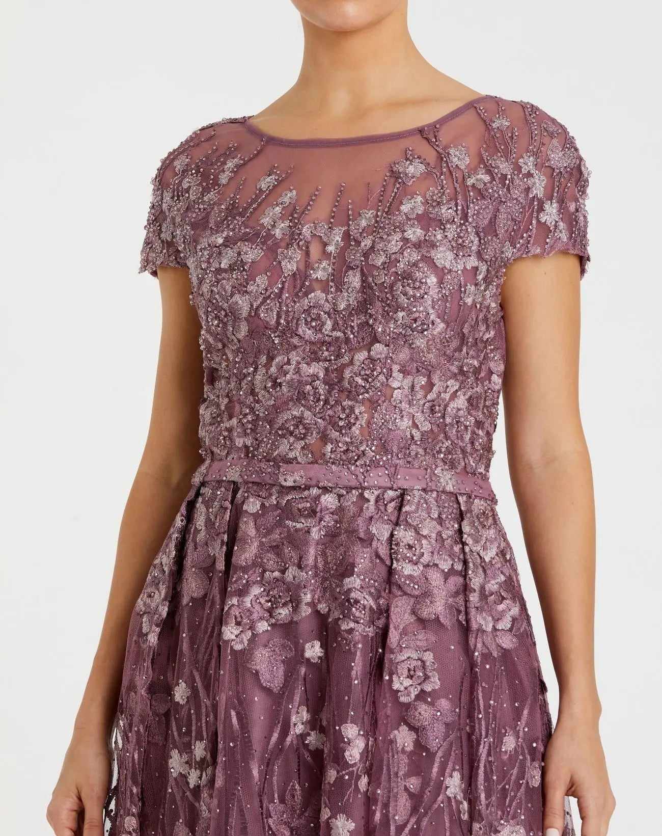 Mac Duggal - Purple Embellished Floral Cap Sleeve A Line Gown - US 4 Mac Duggal - Purple Embellished Floral Cap Sleeve A Line Gown - US 4