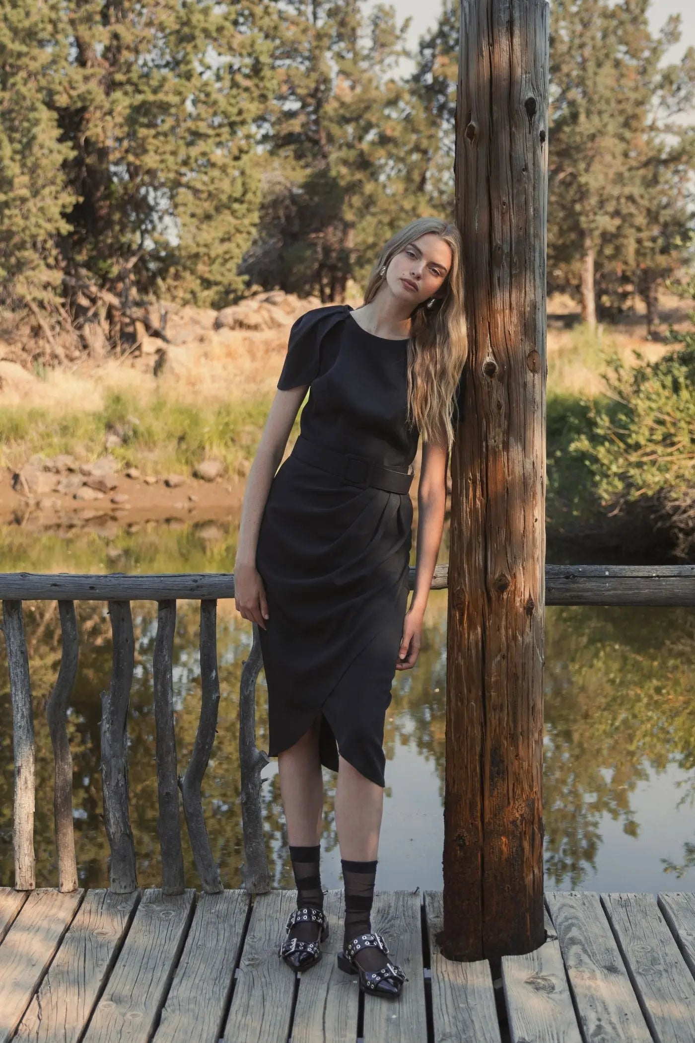 Black Crepe Boat Neck Midi Tulip Dress With Belt - Mac Duggal