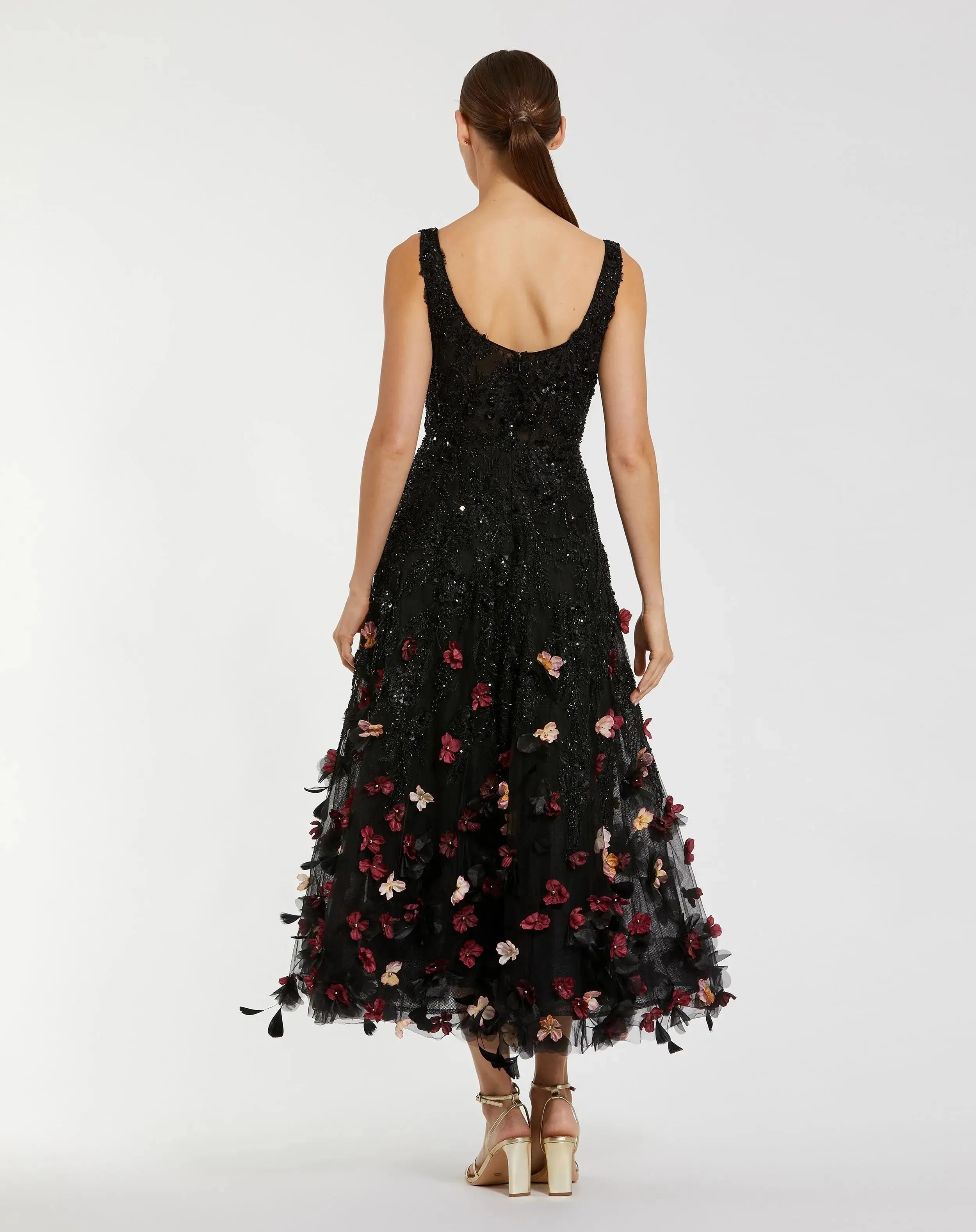 Black Sleeveless Beaded Lace Midi Dress With 3D Flowers - Mac Duggal