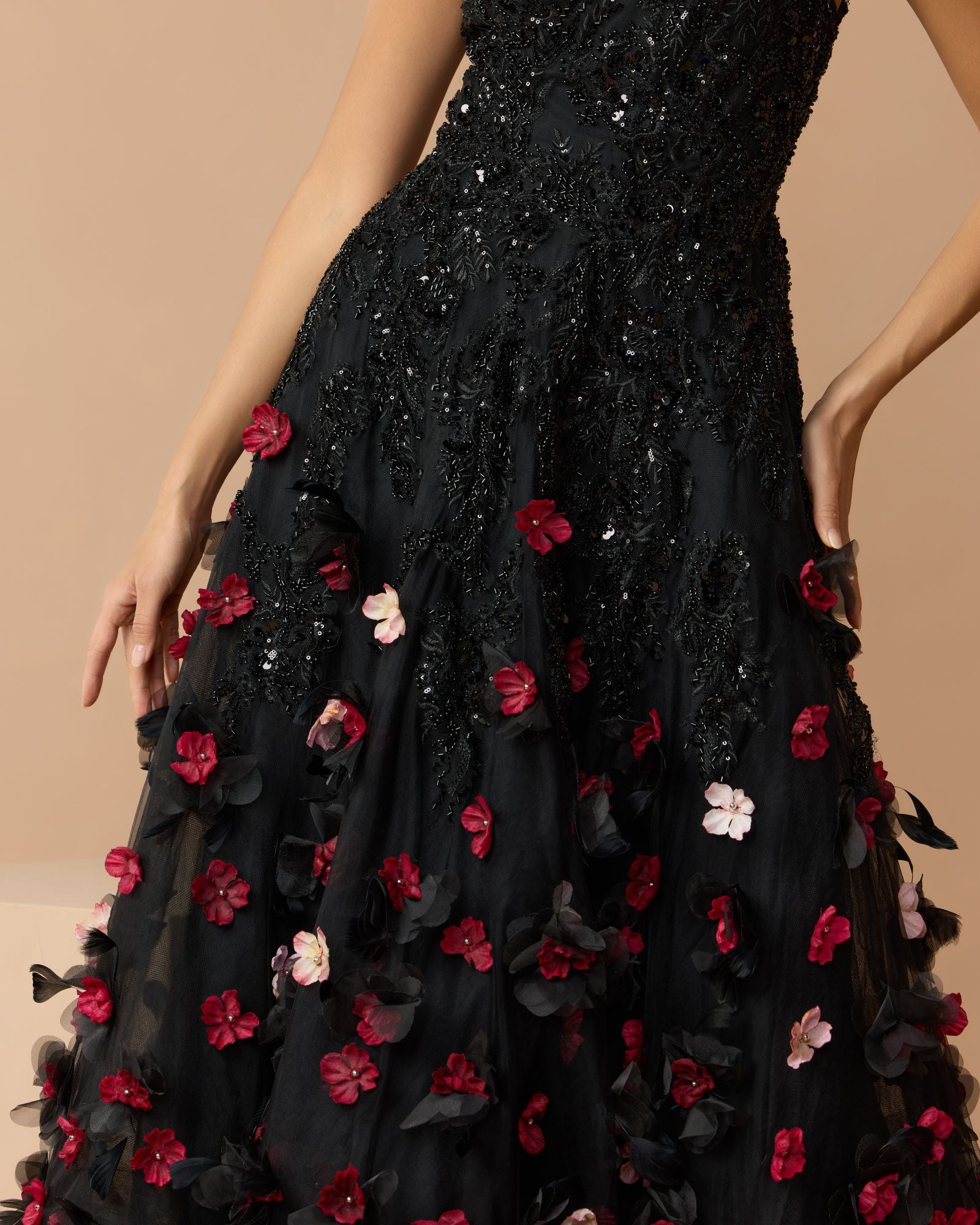 Black Sleeveless Beaded Midi Dress With 3D Flowers - Mac Duggal