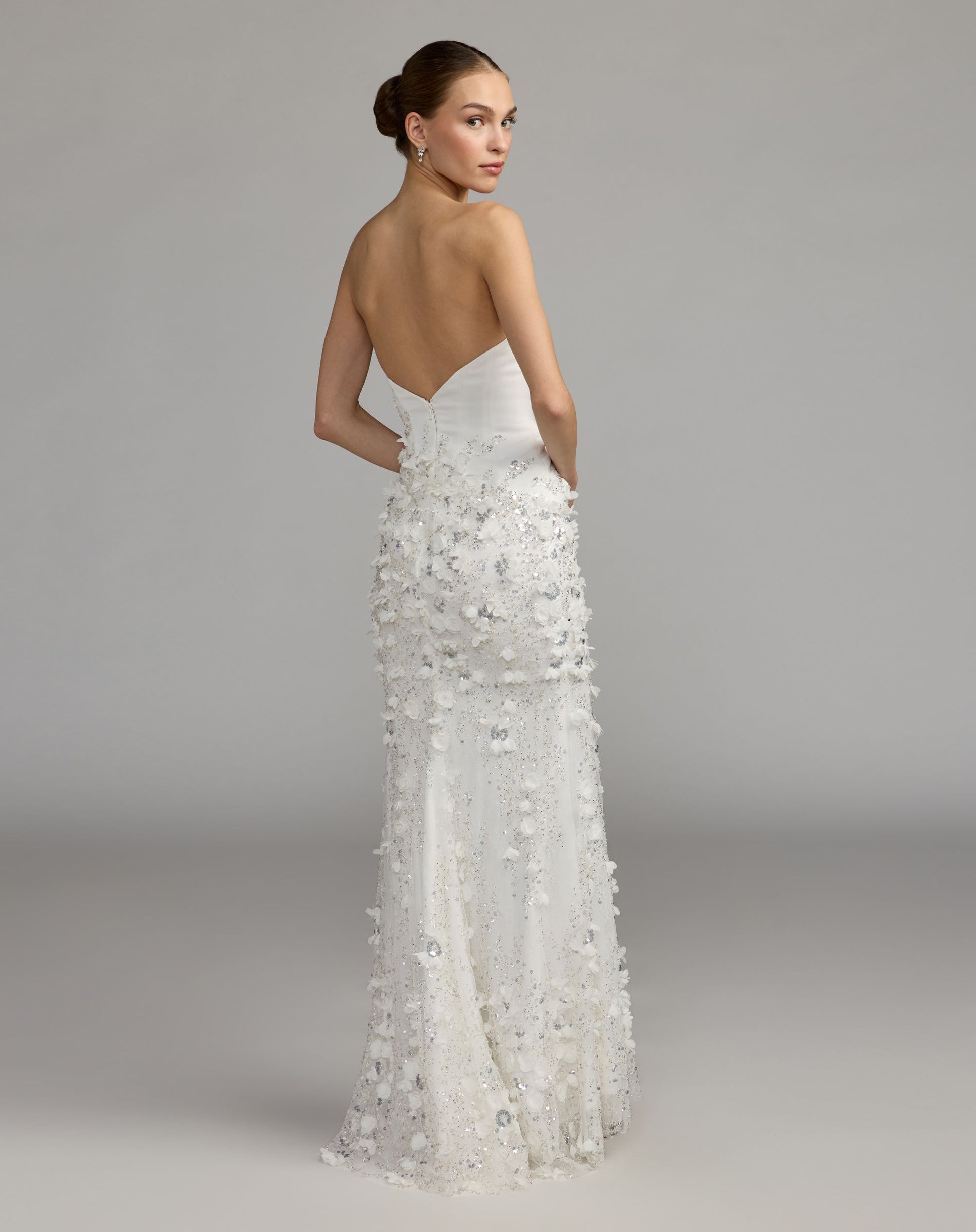 White 3D Floral Strapless Sweetheart Gown With Slit - Mac Duggal