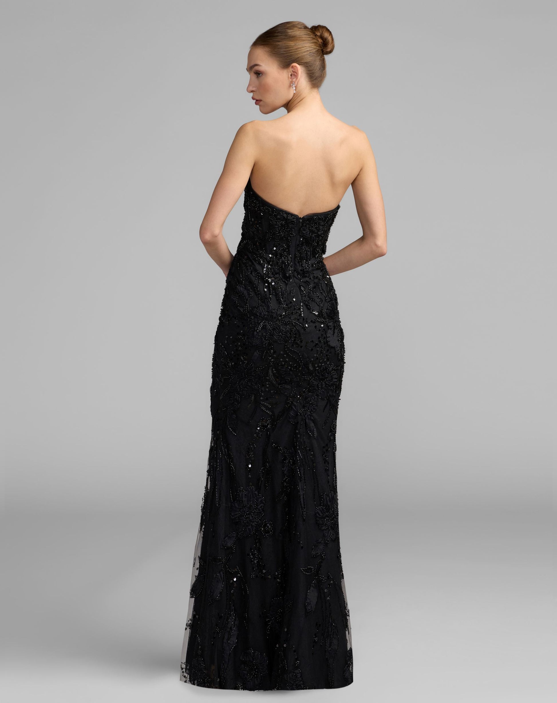 Black Embellished Lace Strapless Sweetheart Gown - Mac Duggal