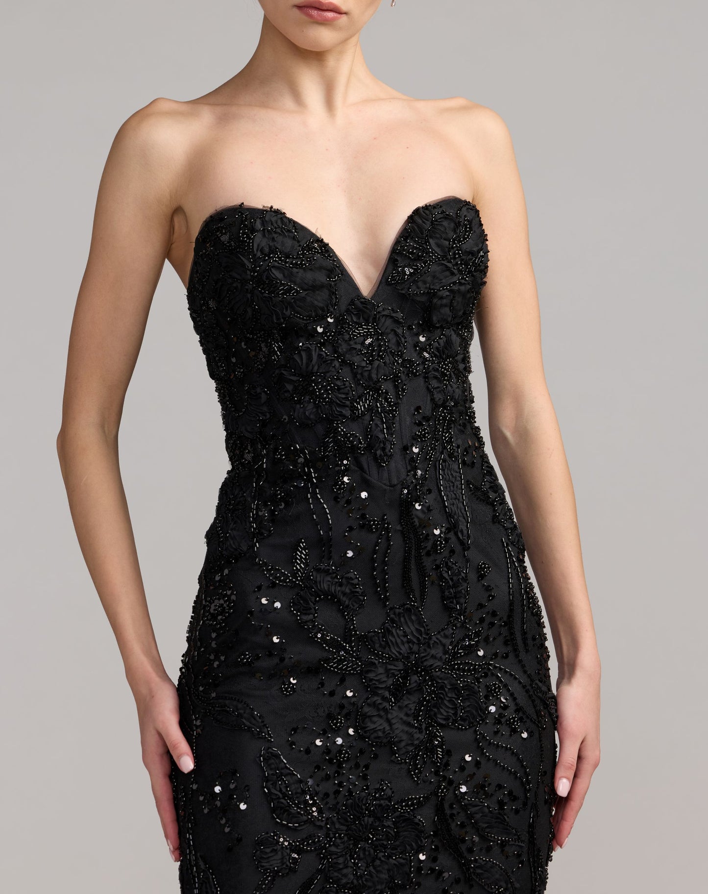 Black Embellished Lace Strapless Sweetheart Gown - Mac Duggal