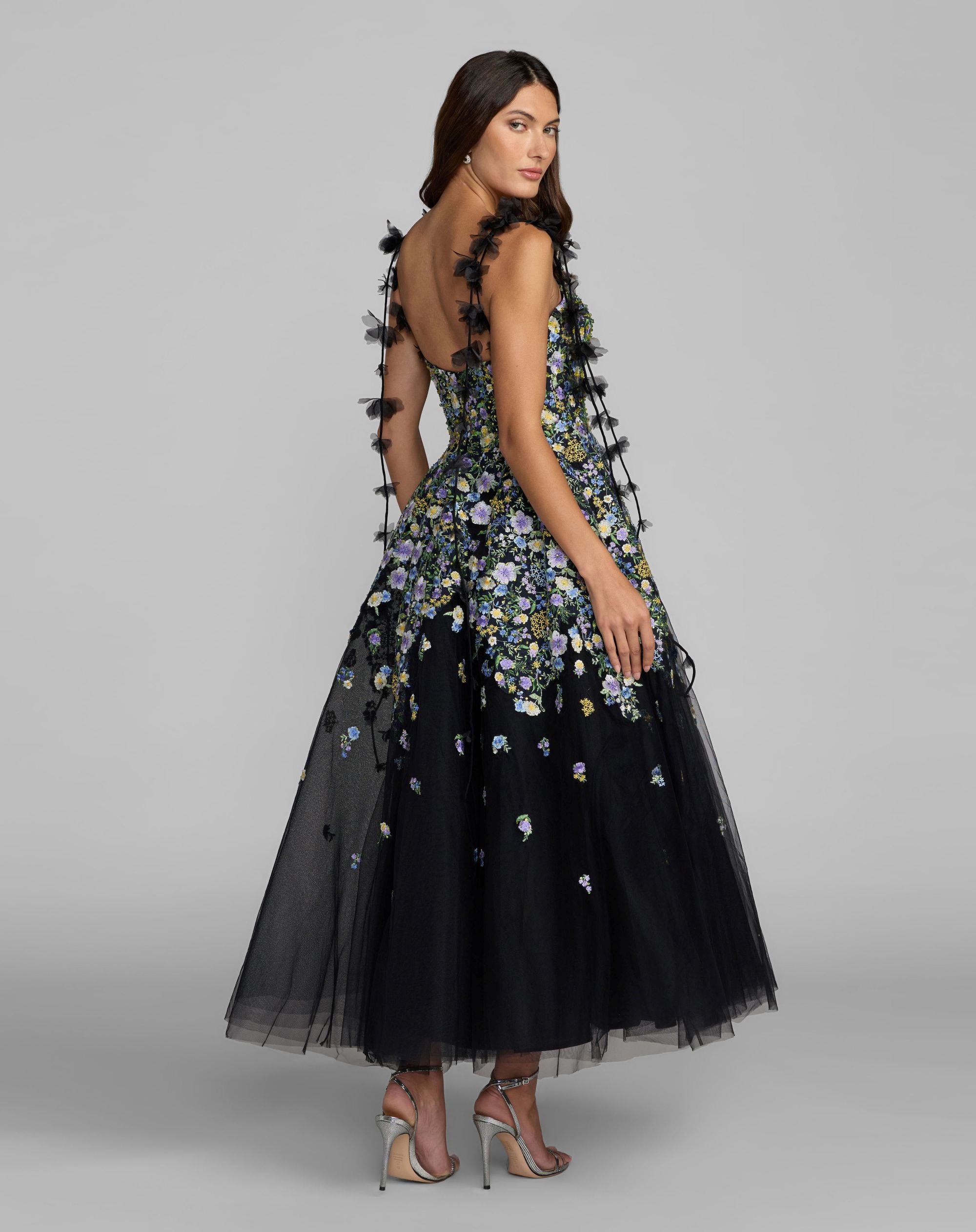 Black Floral Embroidered Sweetheart Neck A-Line Dress - Mac Duggal