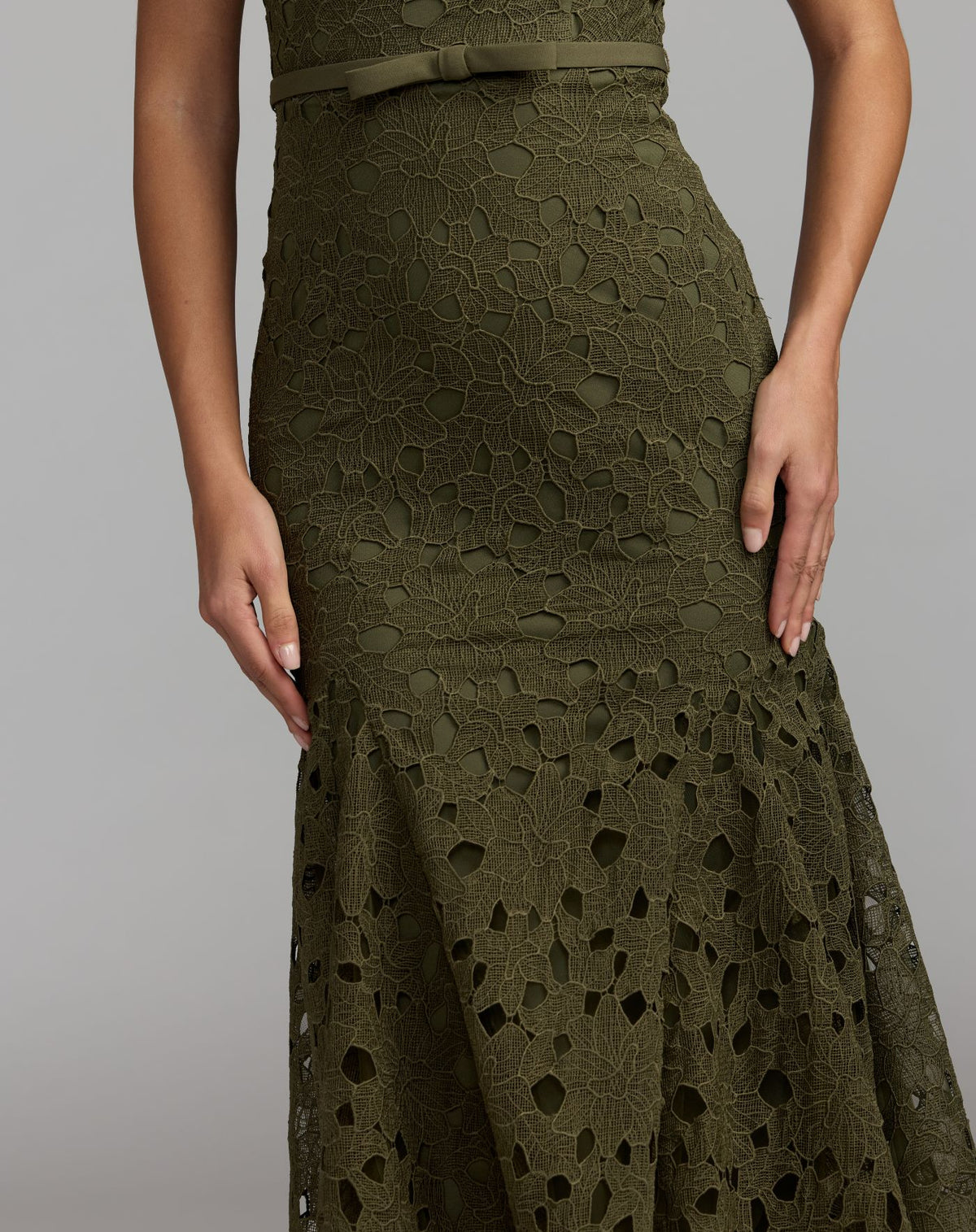 Green Embellished Square Neck Lace Midi Dress - Mac Duggal