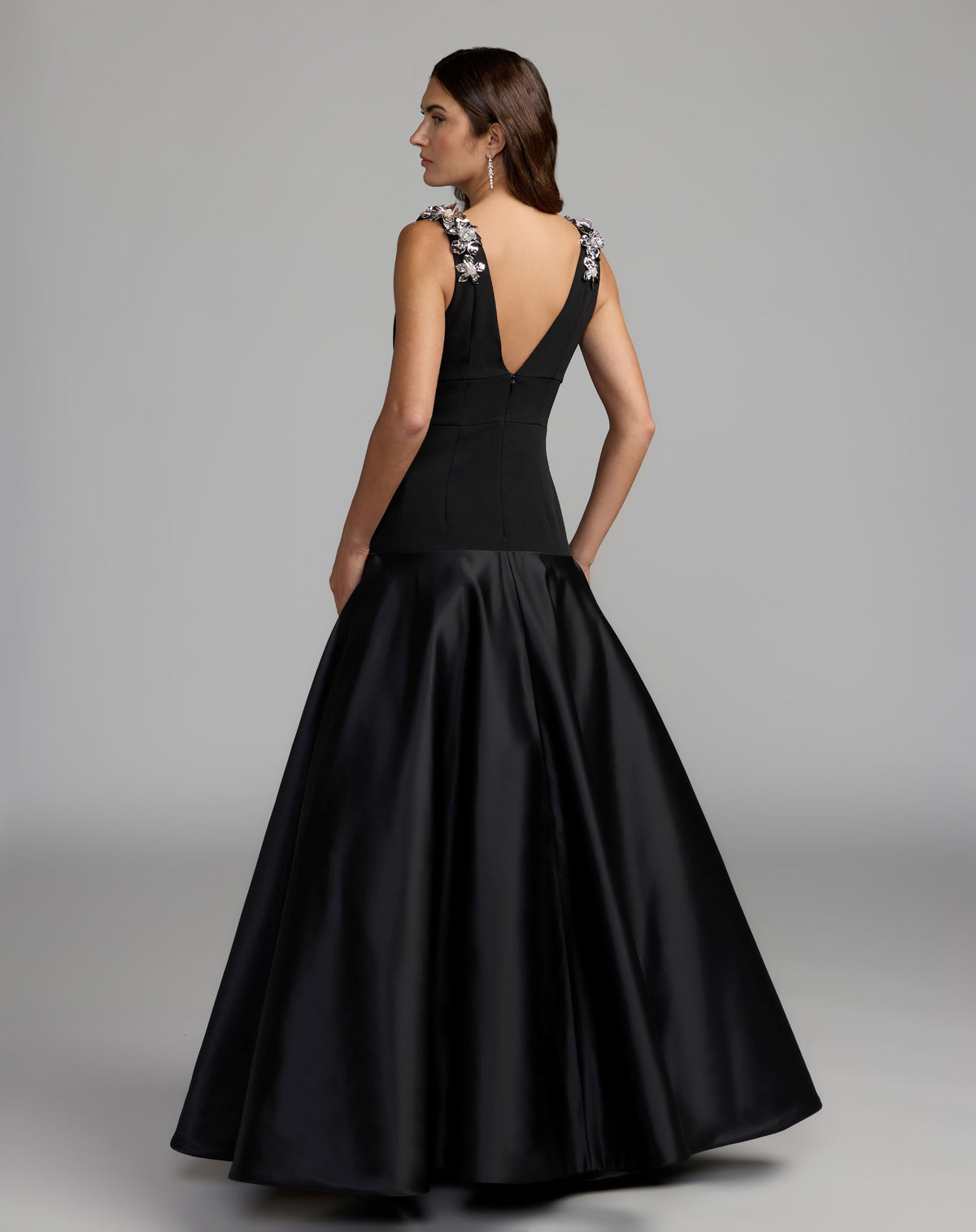 Black Crepe And Satin Plunging V-Neck Ballgown - Ieena for Mac Duggal