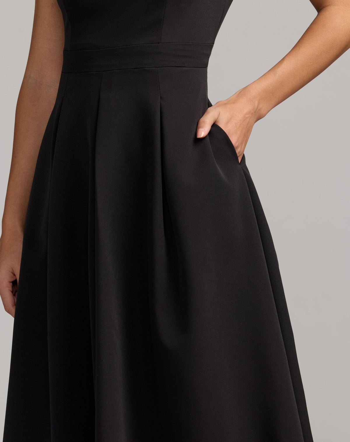 Black Embellished Collar A-Line Midi Dress - Mac Duggal