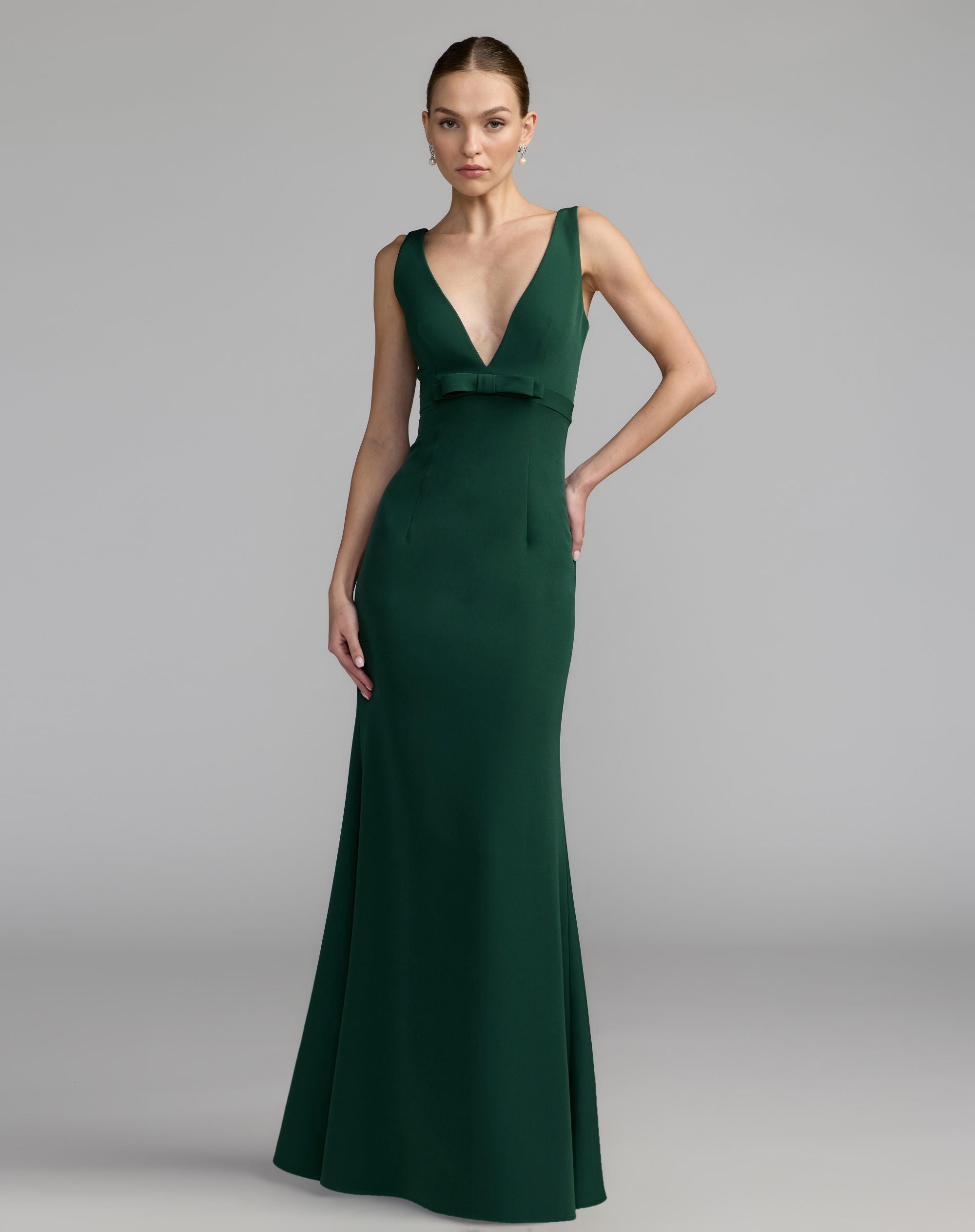 Emerald Green Crepe Sleeveless V Neck Mermaid Gown With Bow - Ieena for Mac Duggal