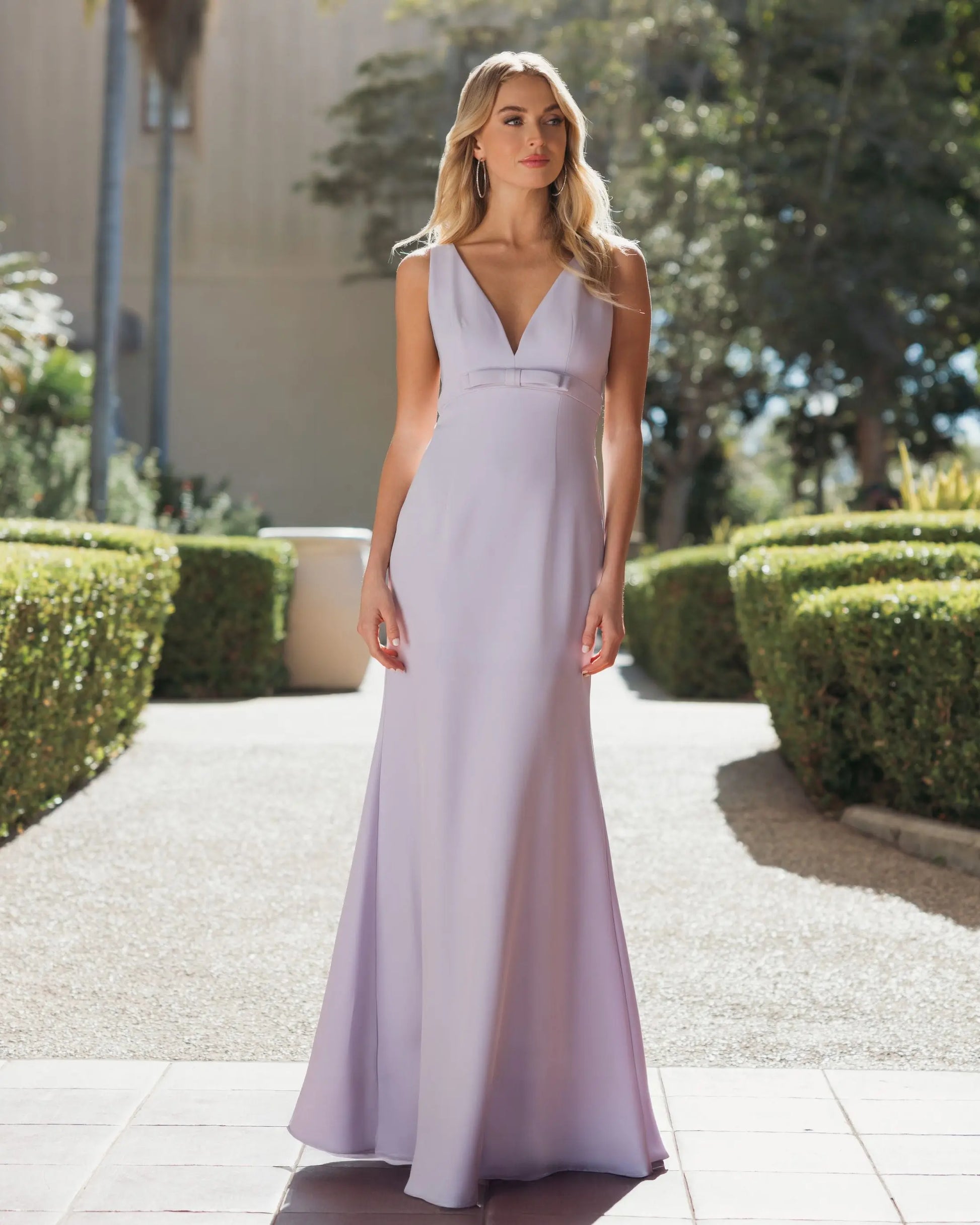 Purple Sleeveless V Neck Mermaid Gown With Bow | Mac Duggal Purple Sleeveless V Neck Mermaid Gown With Bow | Mac Duggal