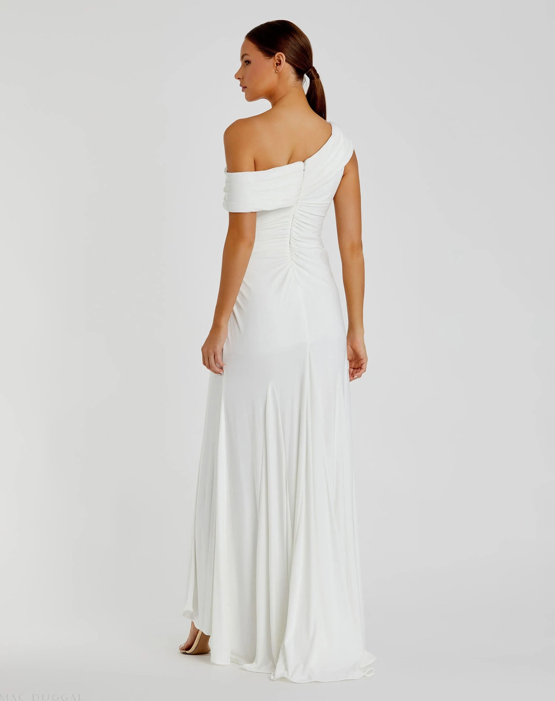 mac duggal foldover ruched one-shoulder chiffon midi dress Mac Duggal White Foldover Ruched One-Shoulder Chiffon Midi Dress Size 6 $298