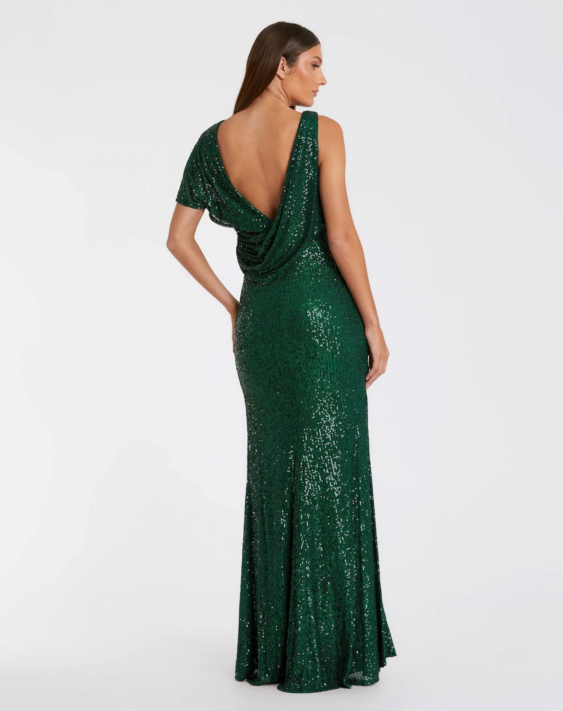 Ieena for Mac Duggal - Green Sequined Asymmetrical Draped Trumpet Gown - US 18 Ieena for Mac Duggal - Green Sequined Asymmetrical Draped Trumpet Gown - US 18