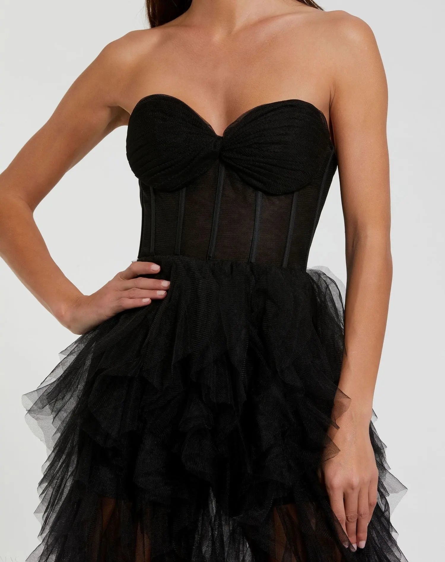 mac duggal strapless bustier spiral ruffle tulle side-slit maxi dress Black Strapless Bustier Net Gown With Spiral Ruffles