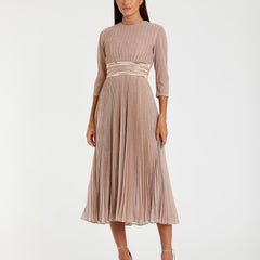 Shimmering 3/4 Sleeve A-Line Midi Dress