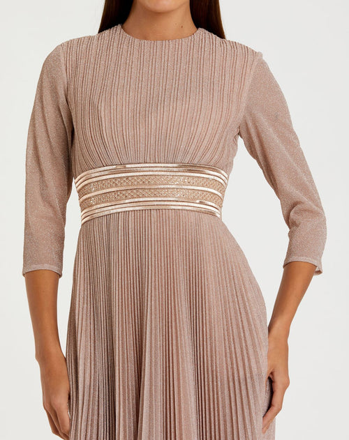 Shimmering 3/4 Sleeve A-Line Midi Dress