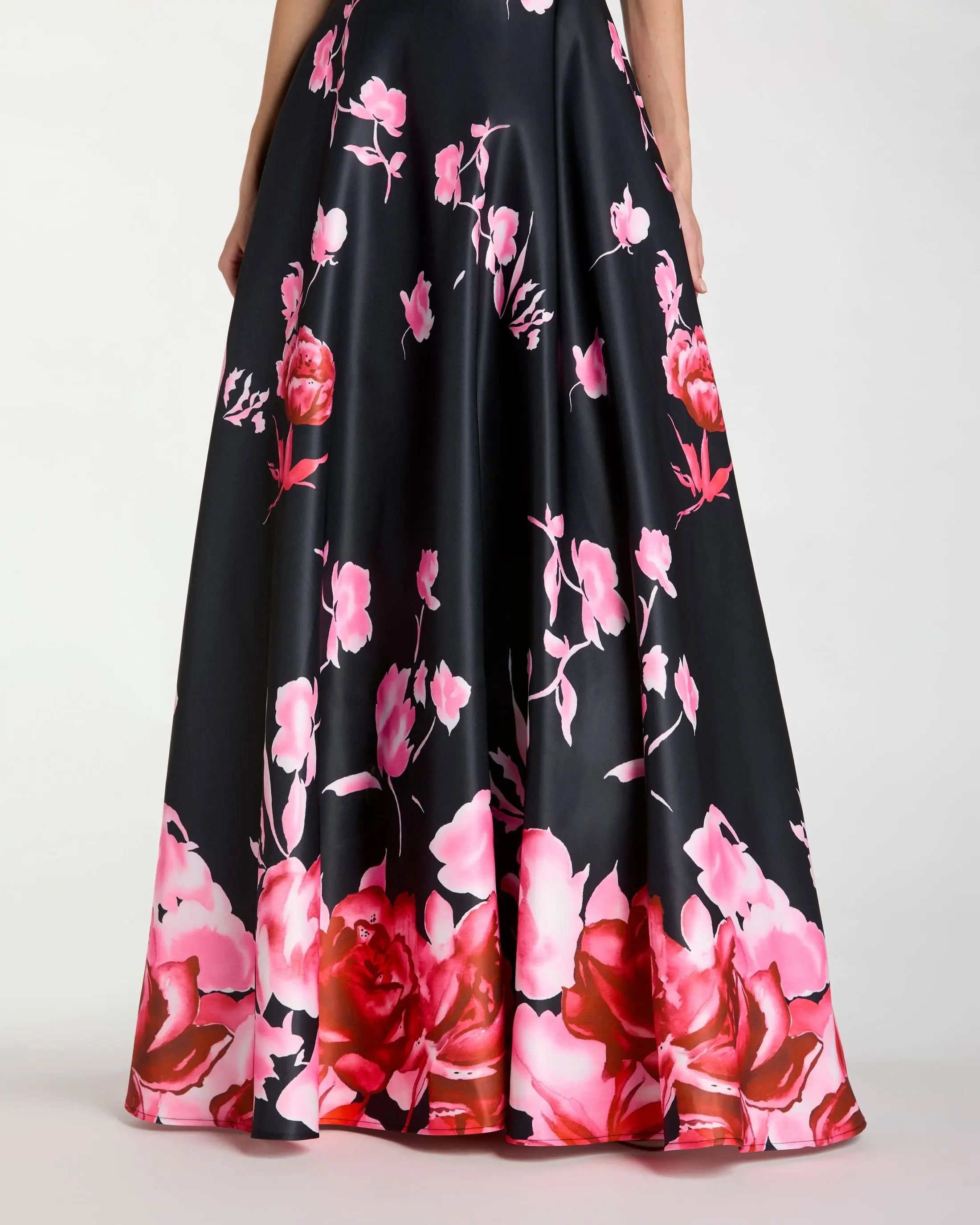 mac duggal square-neck floral beaded maxi dress Black Square Neck Print Ball Gown Size:10C