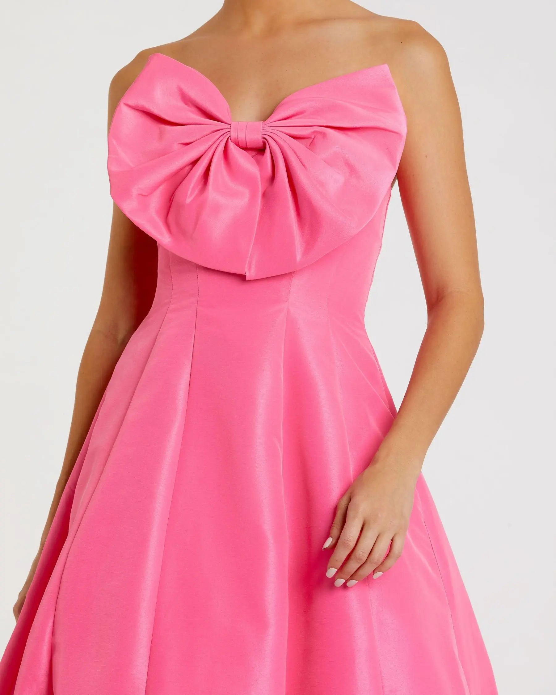 Mac Duggal Women's Cocktail Bow Strapless Ballgown - Candy Pink - Size 8 Mac Duggal Women's Cocktail Bow Strapless Ballgown - Candy Pink - Size 8