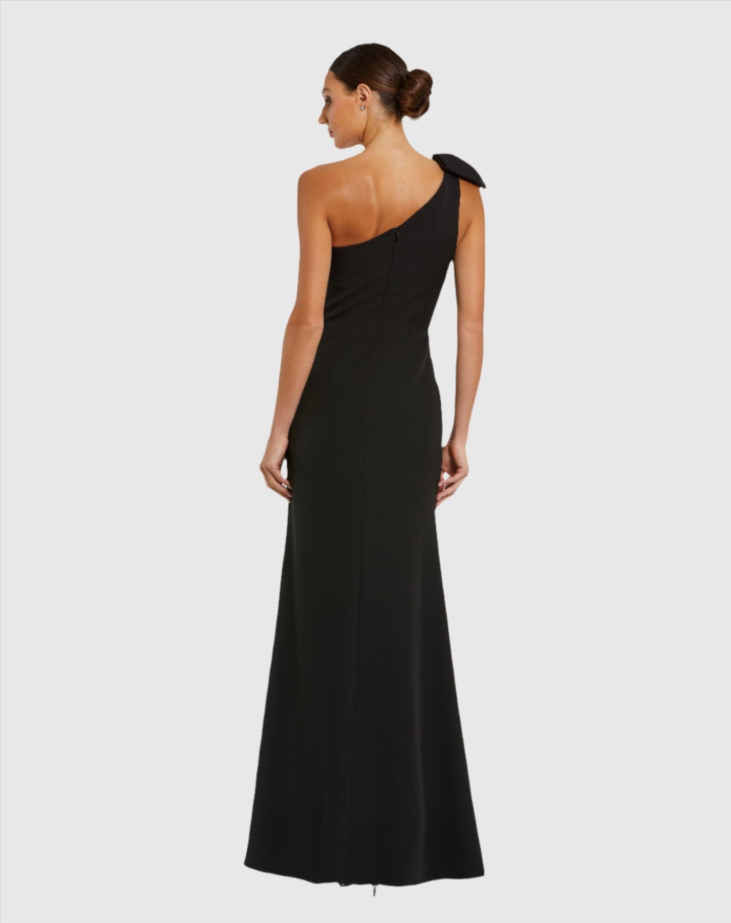 Crepe One Shoulder Fitted Gown With Bow