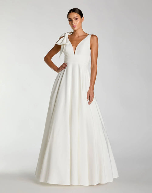 White Sleeveless Plunge Neck Crepe Ballgown With Bow Detail - Ieena for Mac Duggal