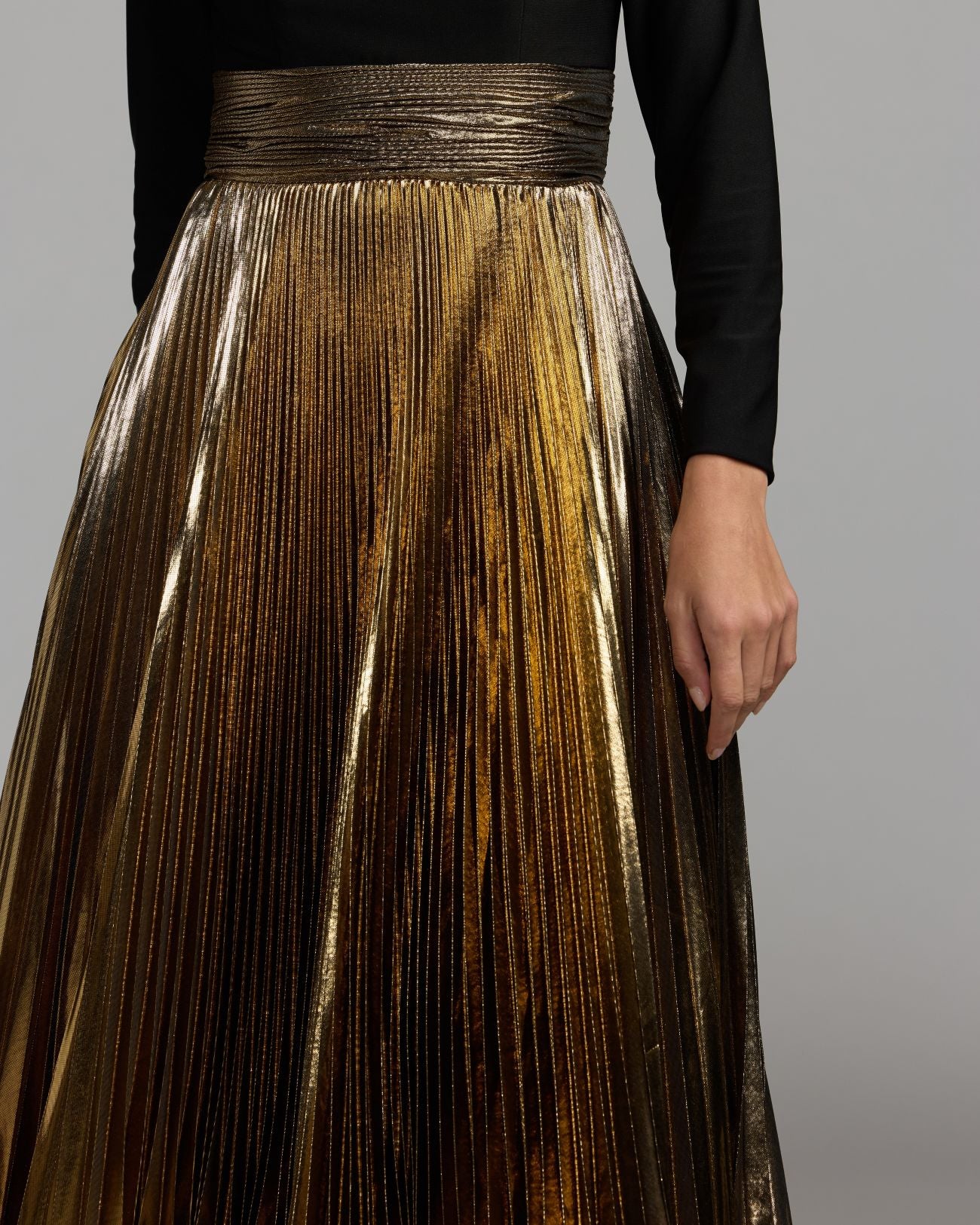 Black Gold Long Sleeve Pleated Midi Dress Ieena for Mac Duggal
