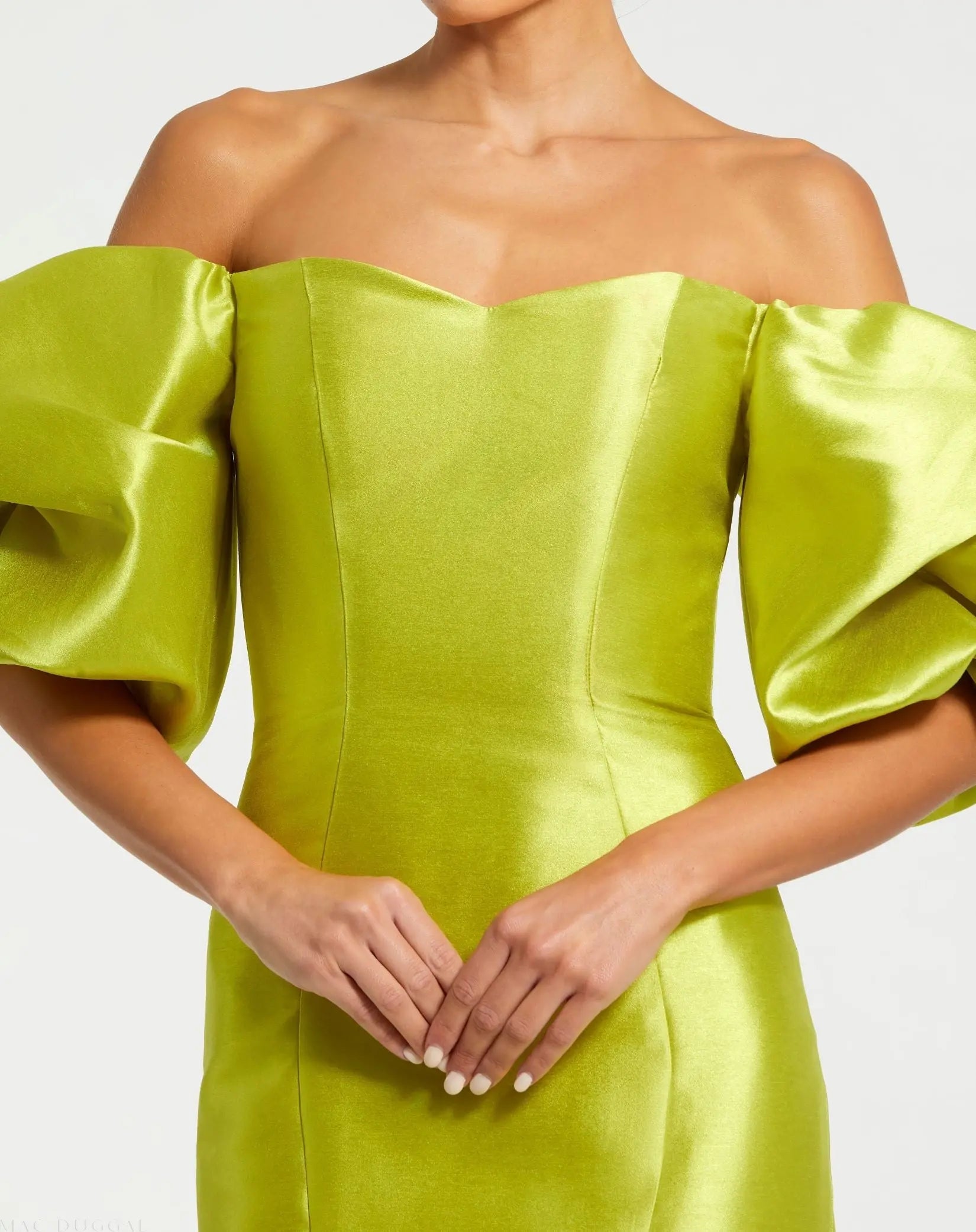 Green Sweetheart Off The Shoulder Puff Sleeve Gown - Mac Duggal