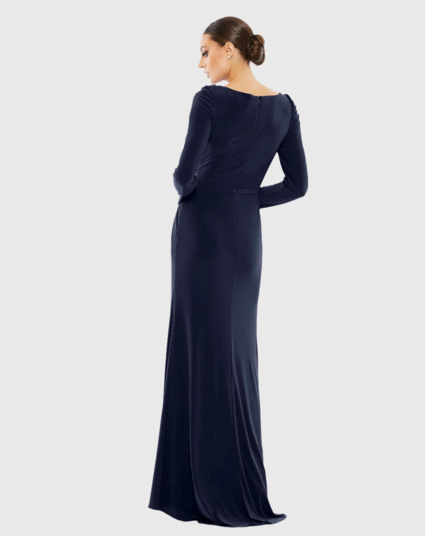 Drapiertes Bateau-Trompetenkleid mit langen Ärmeln