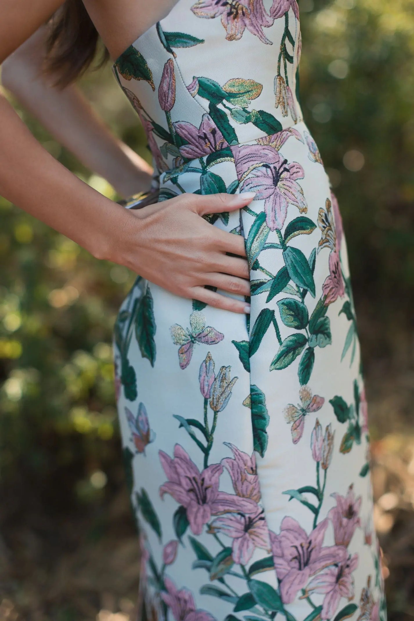 Floral Brocade Strapless Fitted Midi Dress