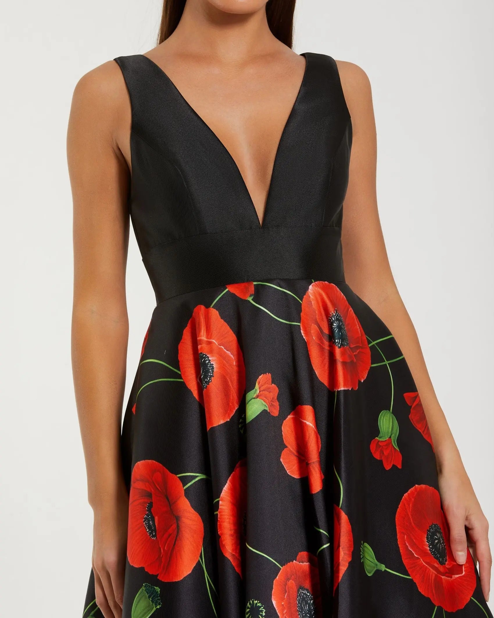 Mac Duggal Women's Plunge Neck Ballgown with Floral Mikado Skirt - Black - Size 10 - Poppy Multi Mac Duggal Women's Plunge Neck Ballgown with Floral Mikado Skirt - Black - Size 10 - Poppy Multi
