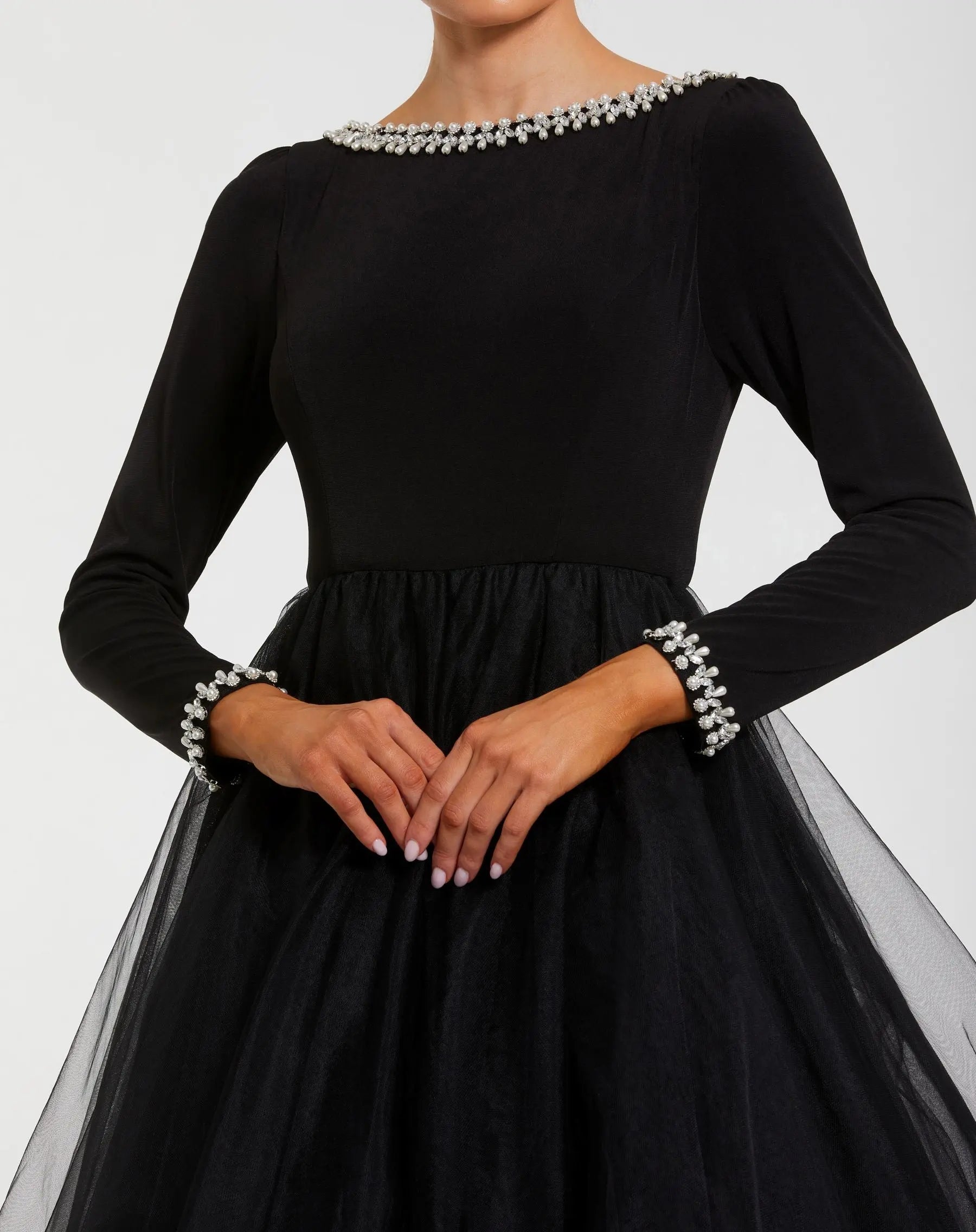 chinese dress ladies Mac Duggal Women's Embellished Jersey Long Sleeve Ballgown with Tulle Skirt - Black