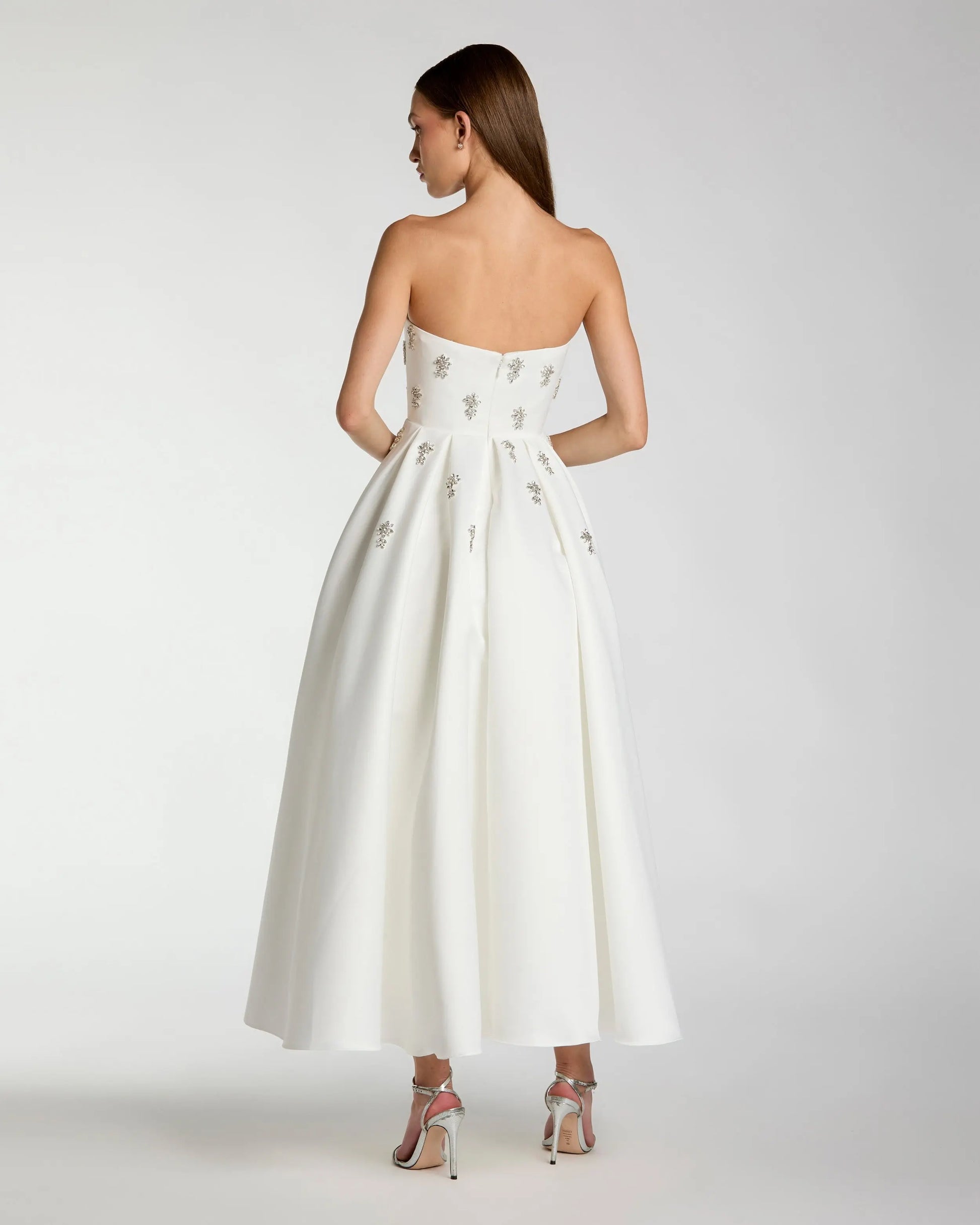 Ieena for Mac Duggal - White Strapless Crystal Embellished Satin A-Line Dress - US 14 Ieena for Mac Duggal - White Strapless Crystal Embellished Satin A-Line Dress - US 14