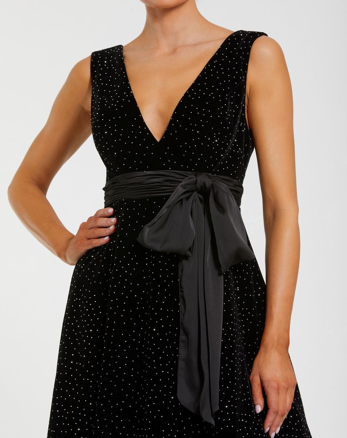 Black Embellished Velvet Midi Dress With Bow - Ieena for Mac Duggal